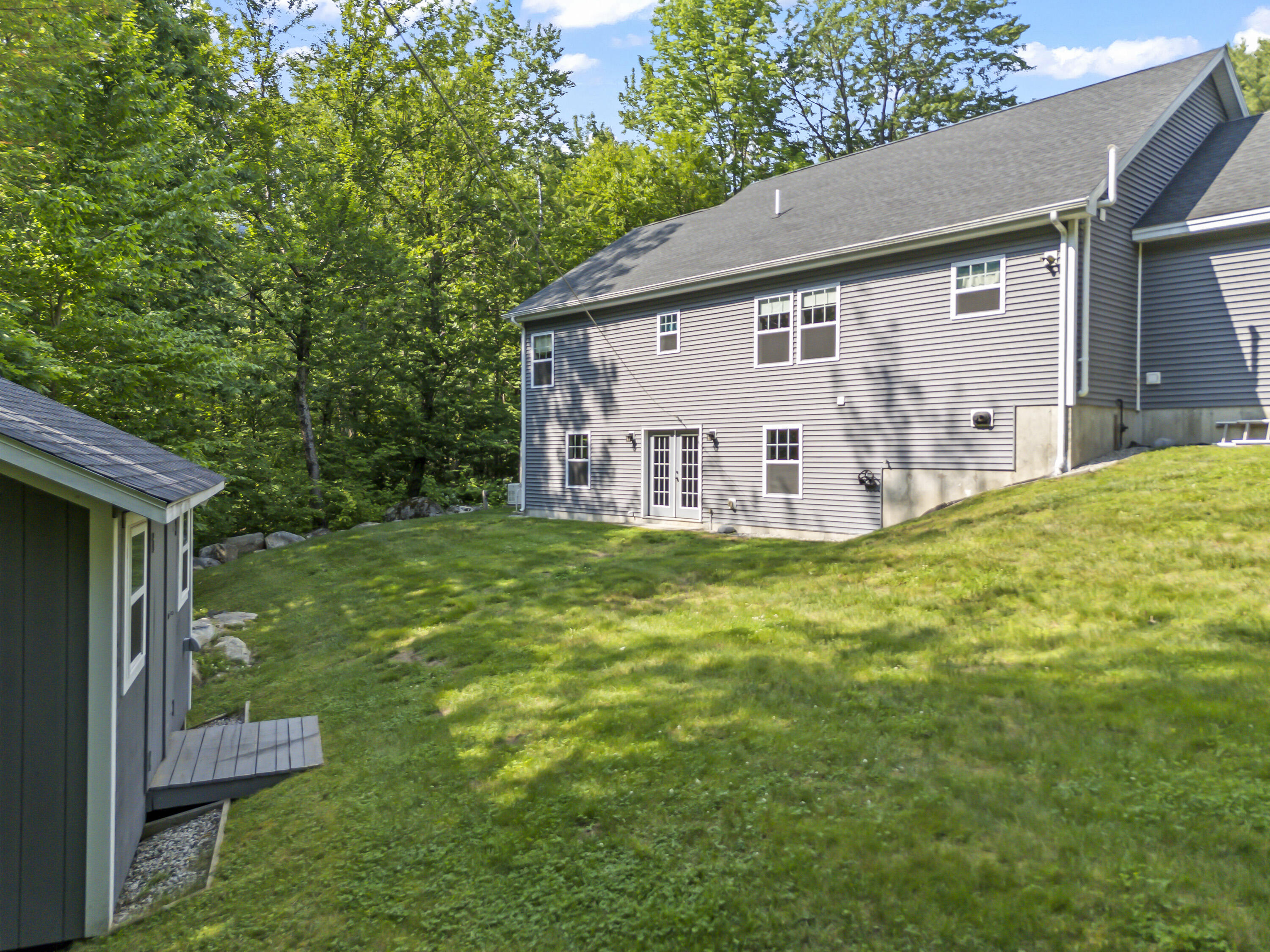 25 Sawyer Road