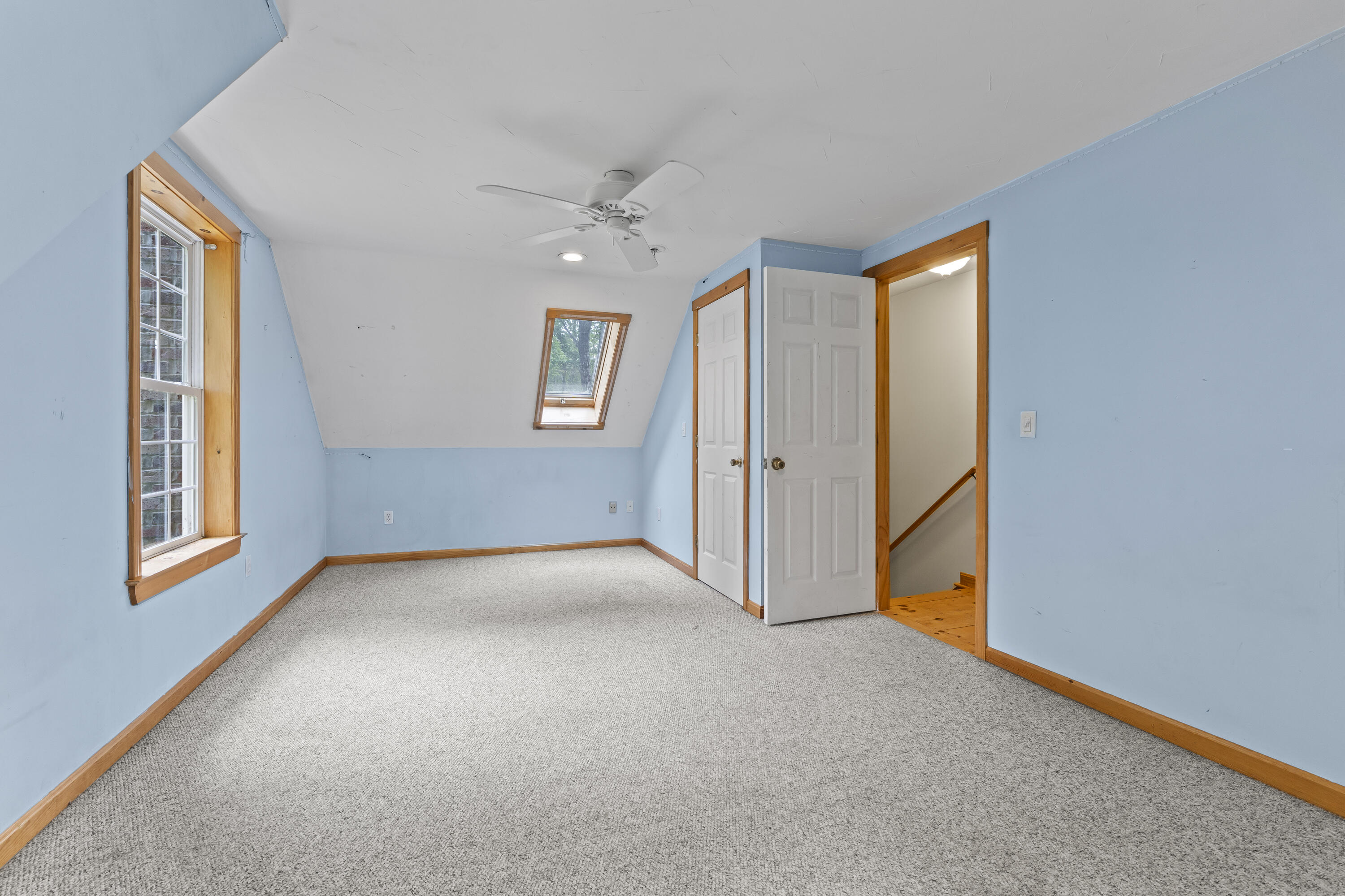 98 Mountain Road