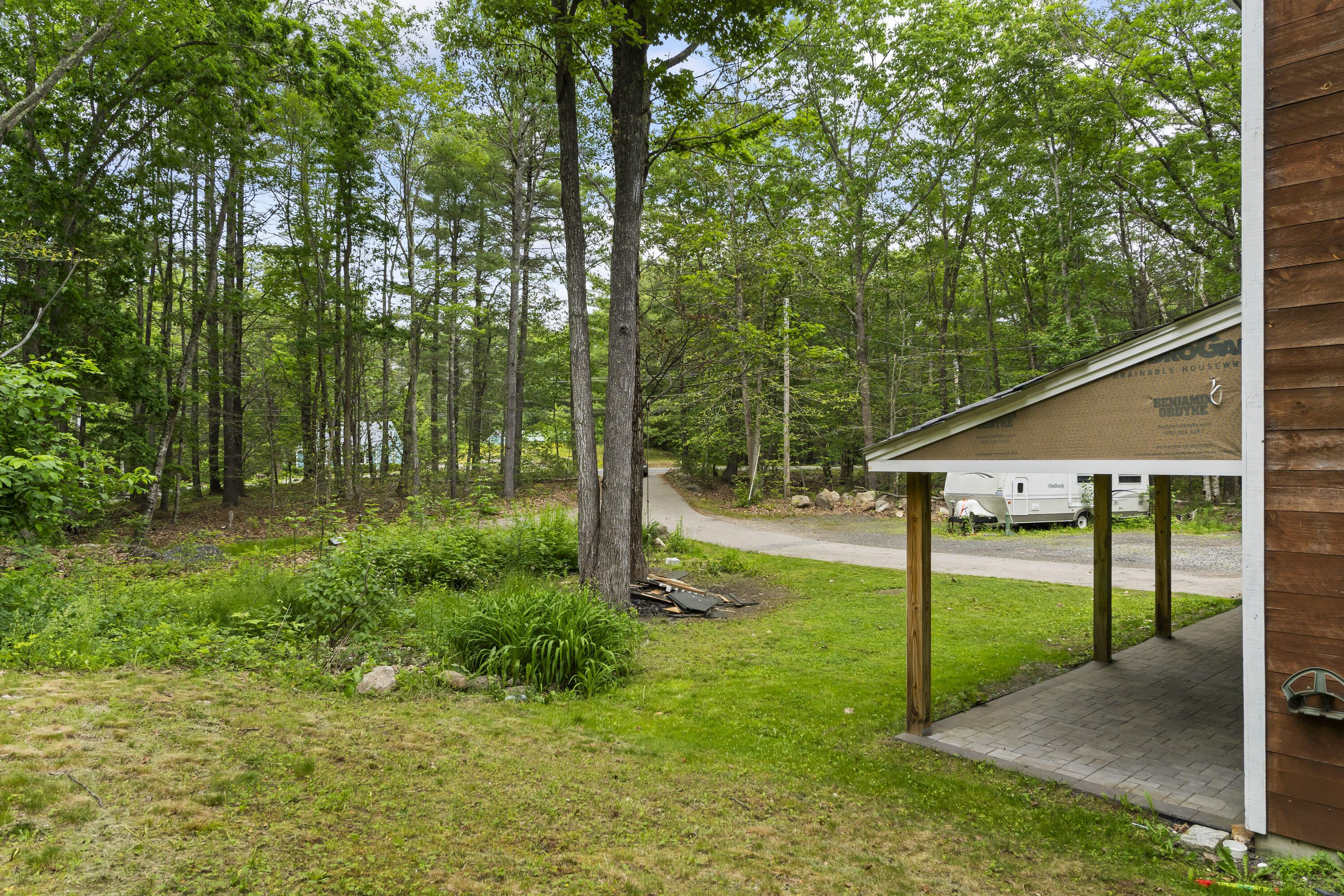 98 Mountain Road