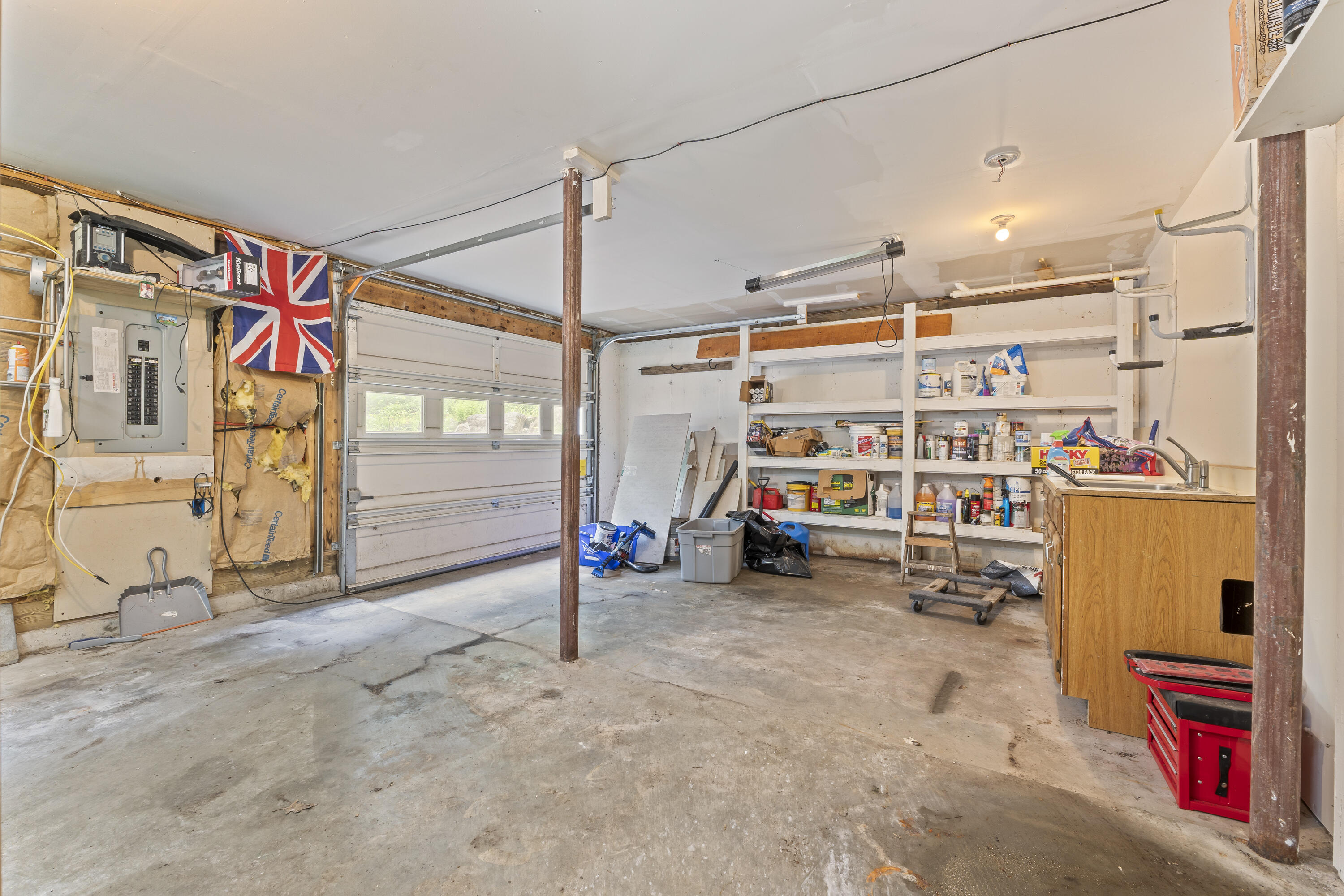 98 Mountain Road