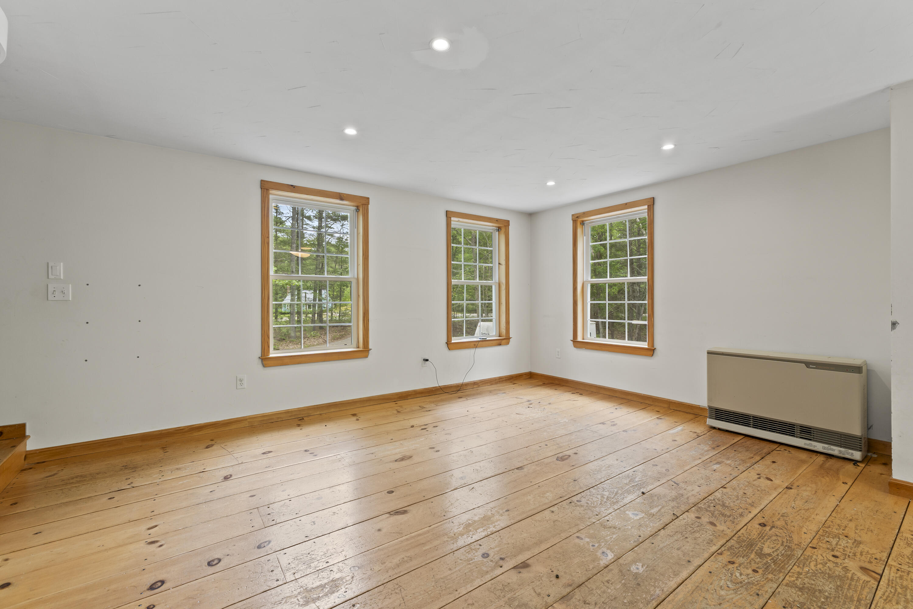 98 Mountain Road