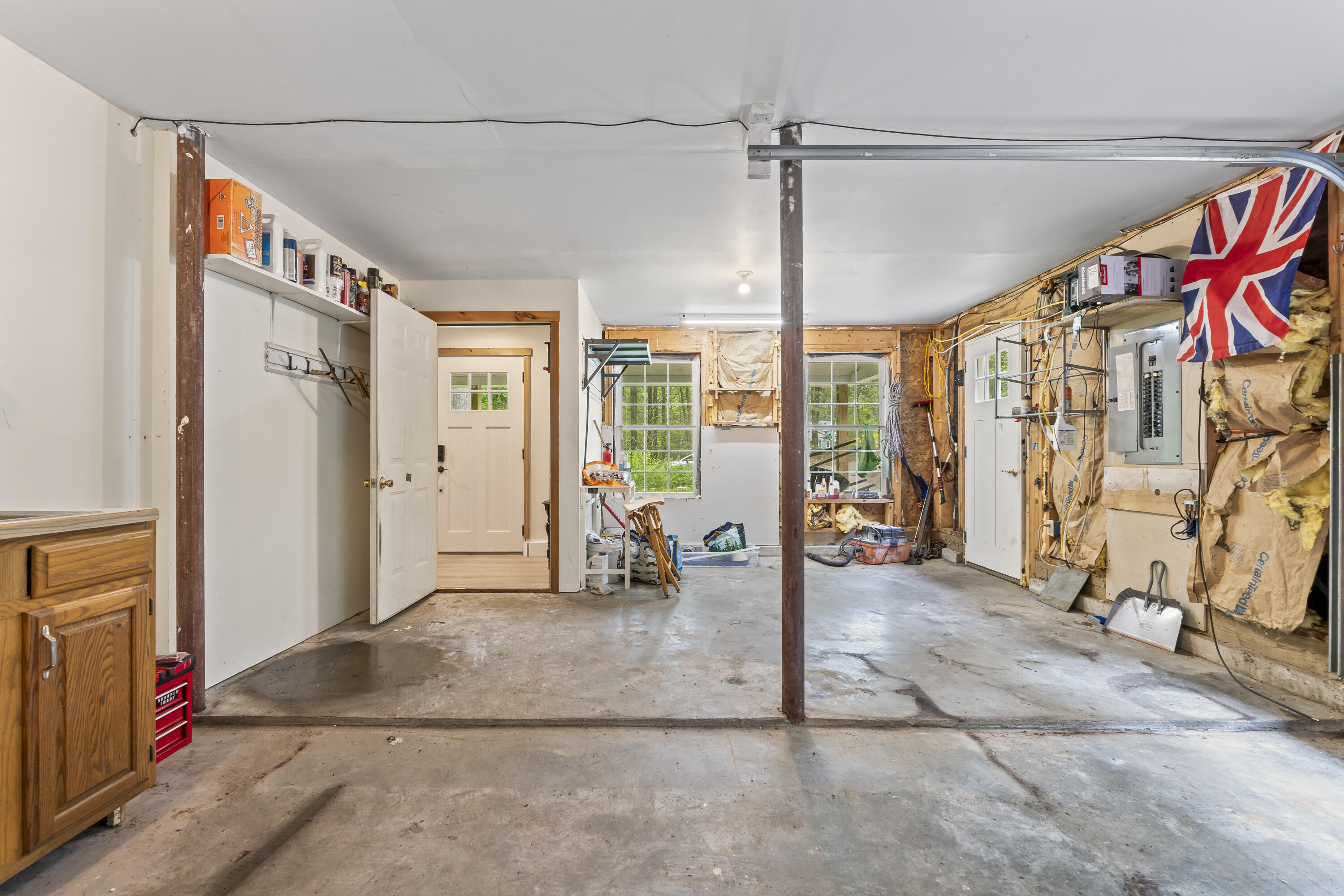 98 Mountain Road