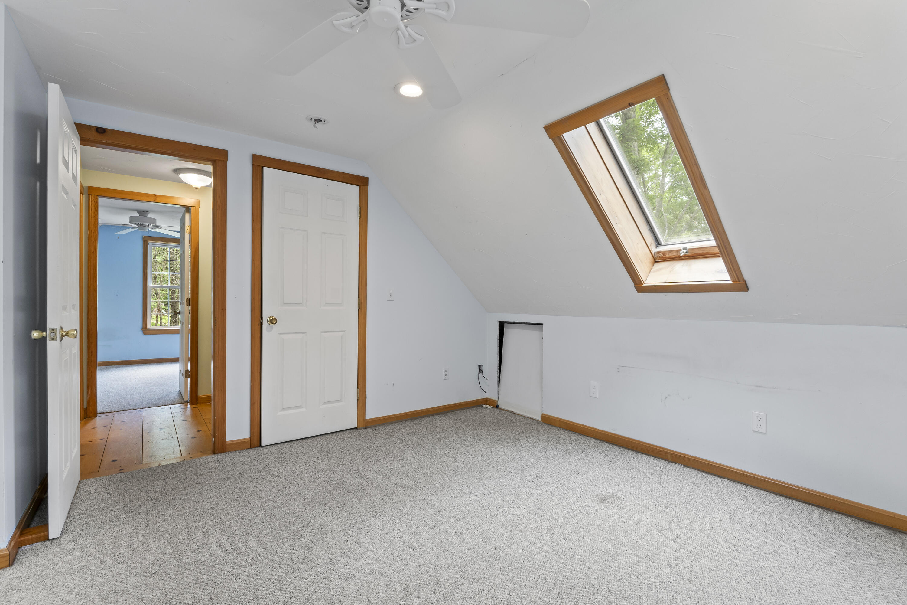 98 Mountain Road
