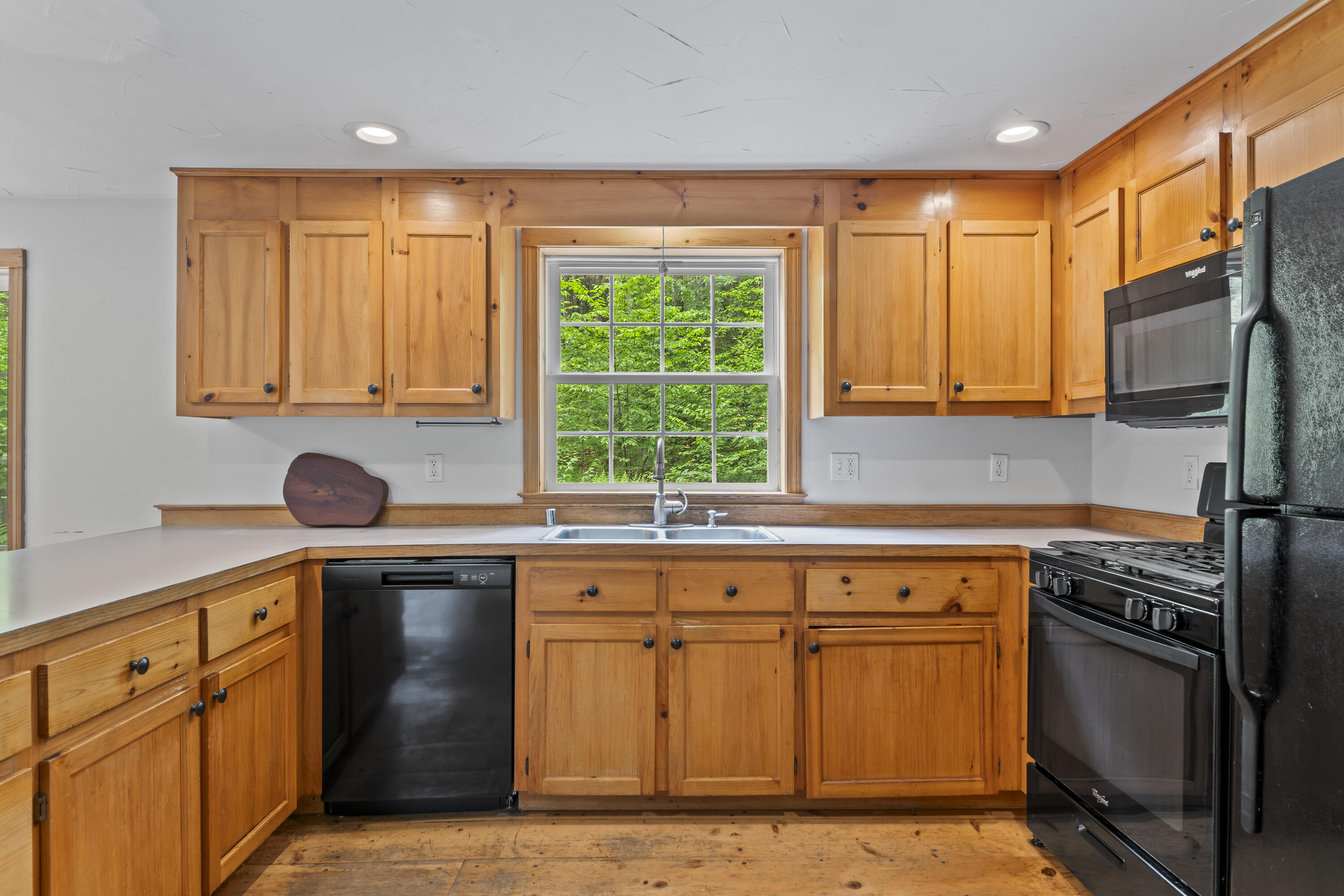 98 Mountain Road