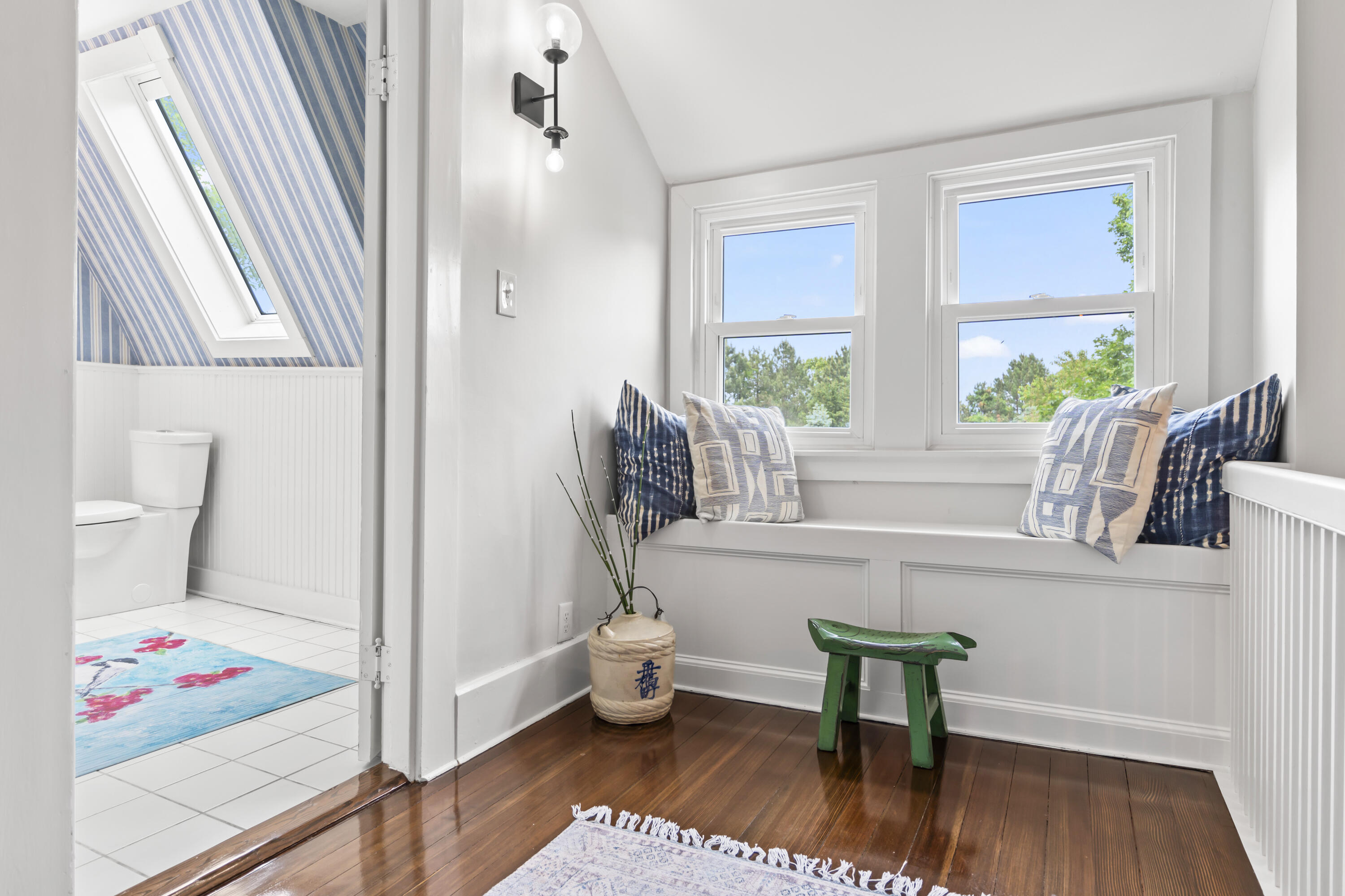 8 Roaring Rock Road