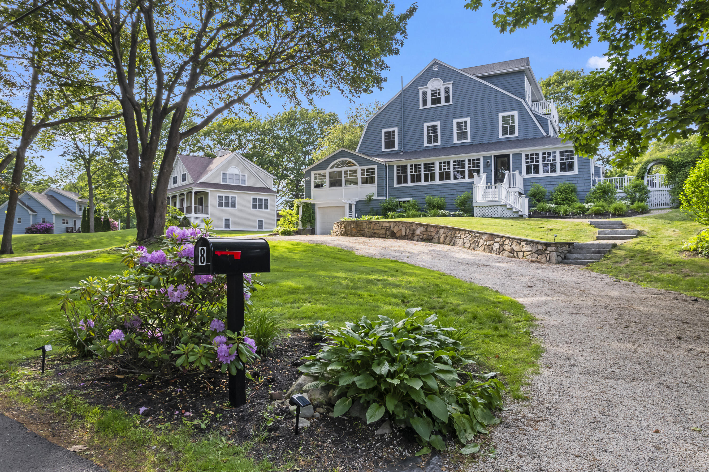 8 Roaring Rock Road