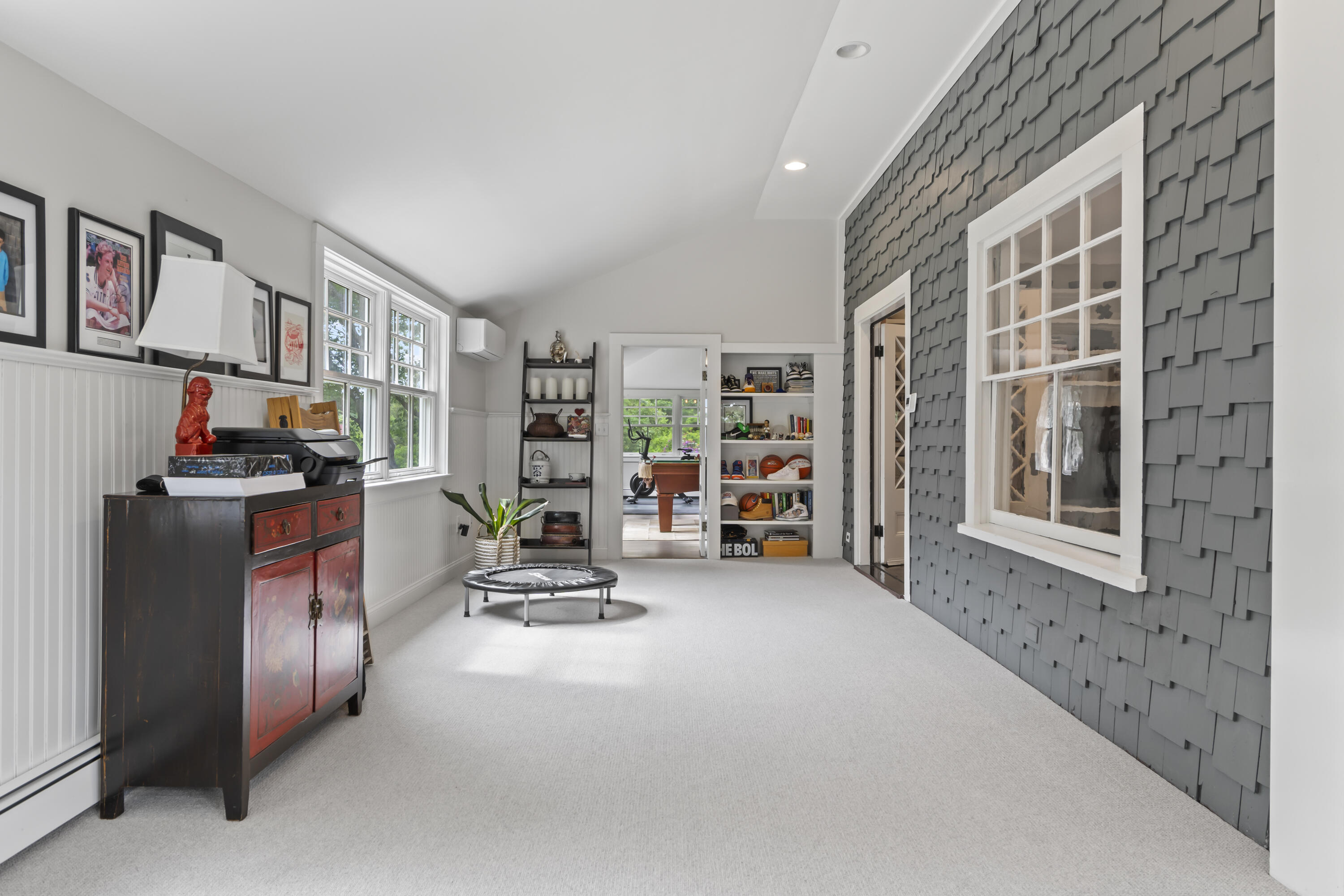 8 Roaring Rock Road