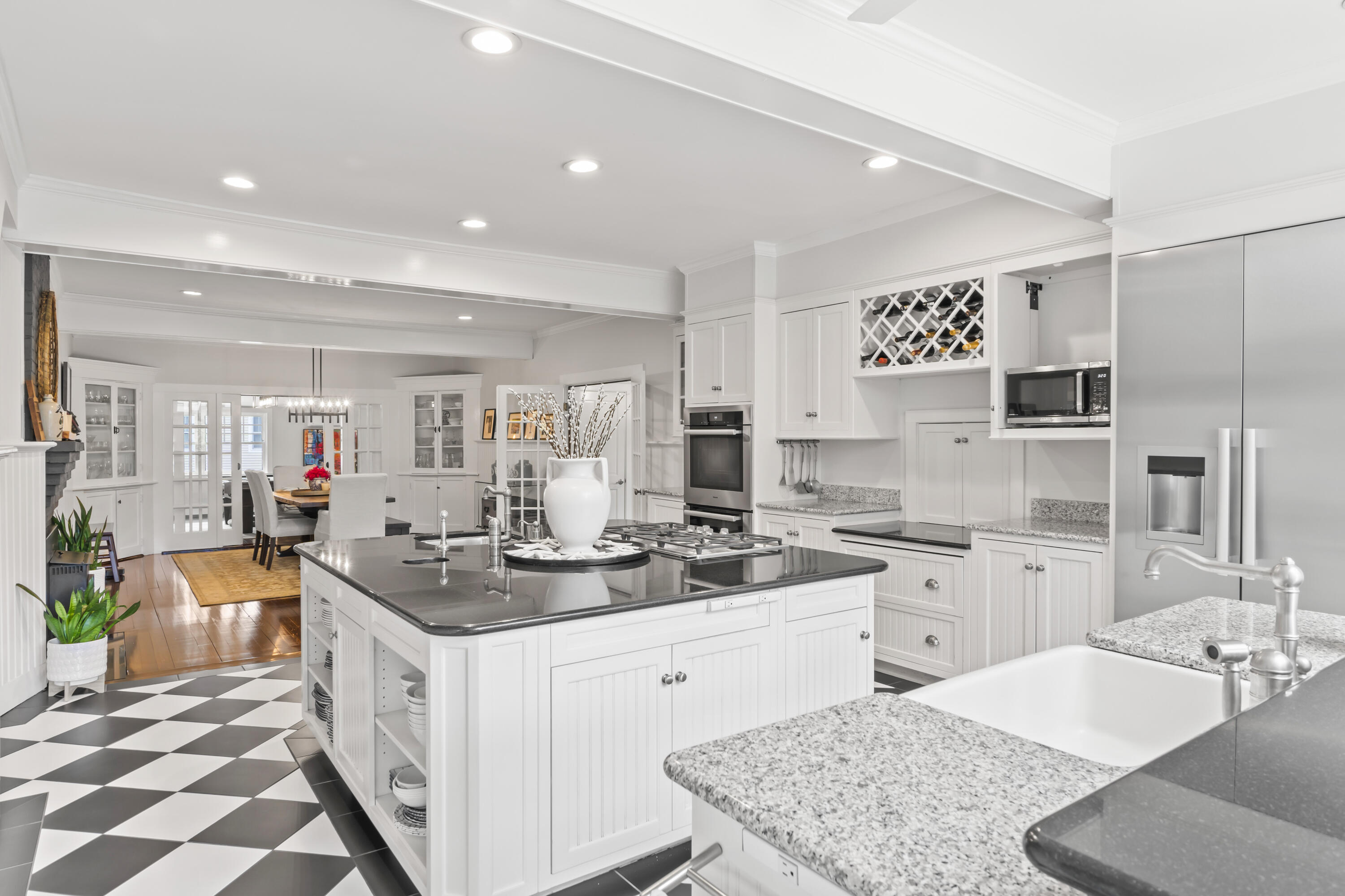 8 Roaring Rock Road