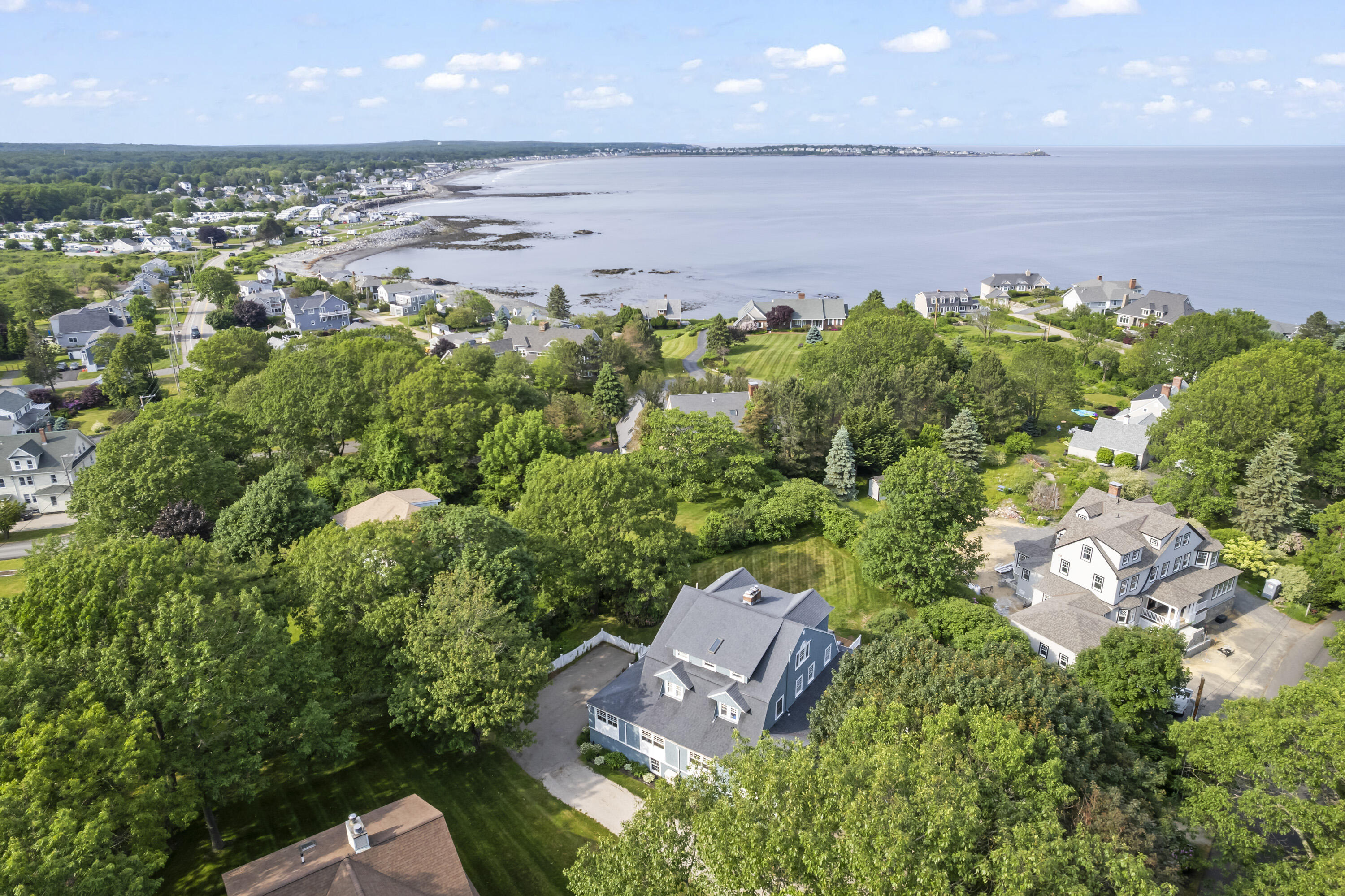 8 Roaring Rock Road