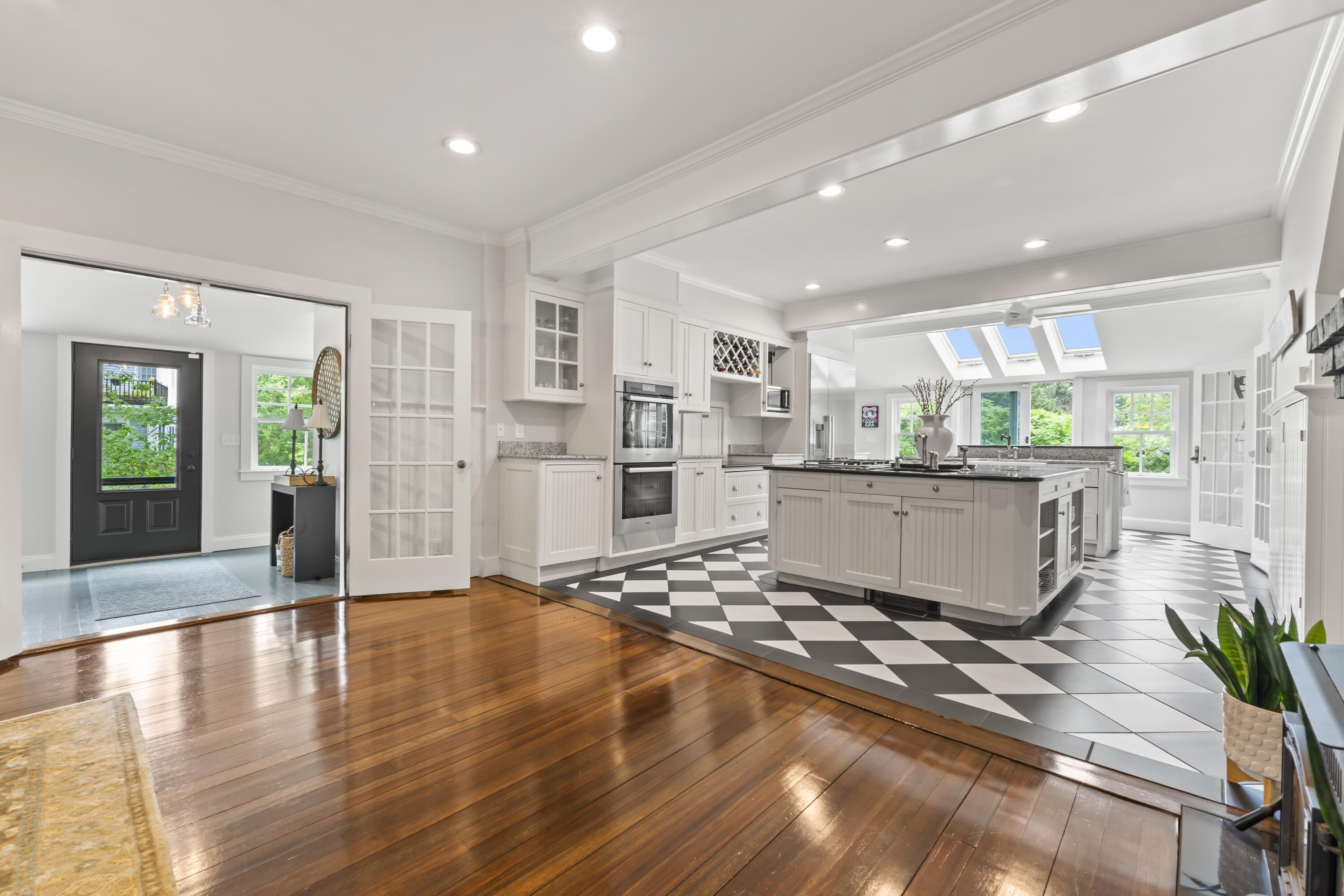 8 Roaring Rock Road