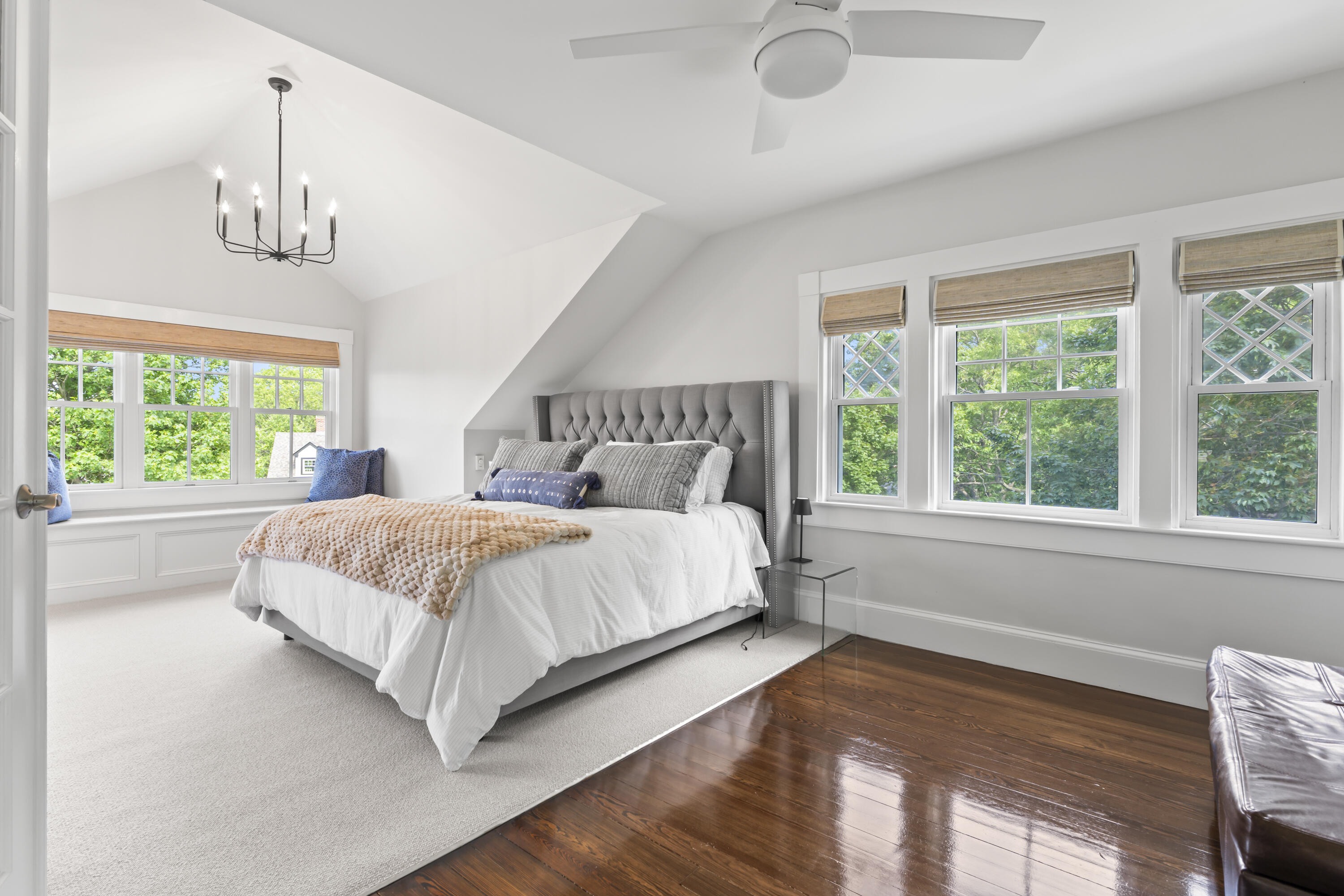 8 Roaring Rock Road