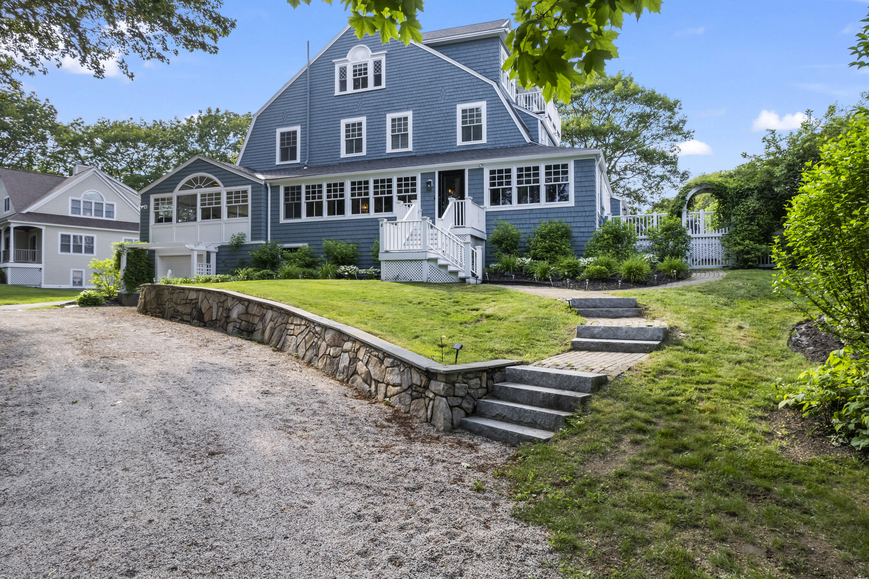 8 Roaring Rock Road