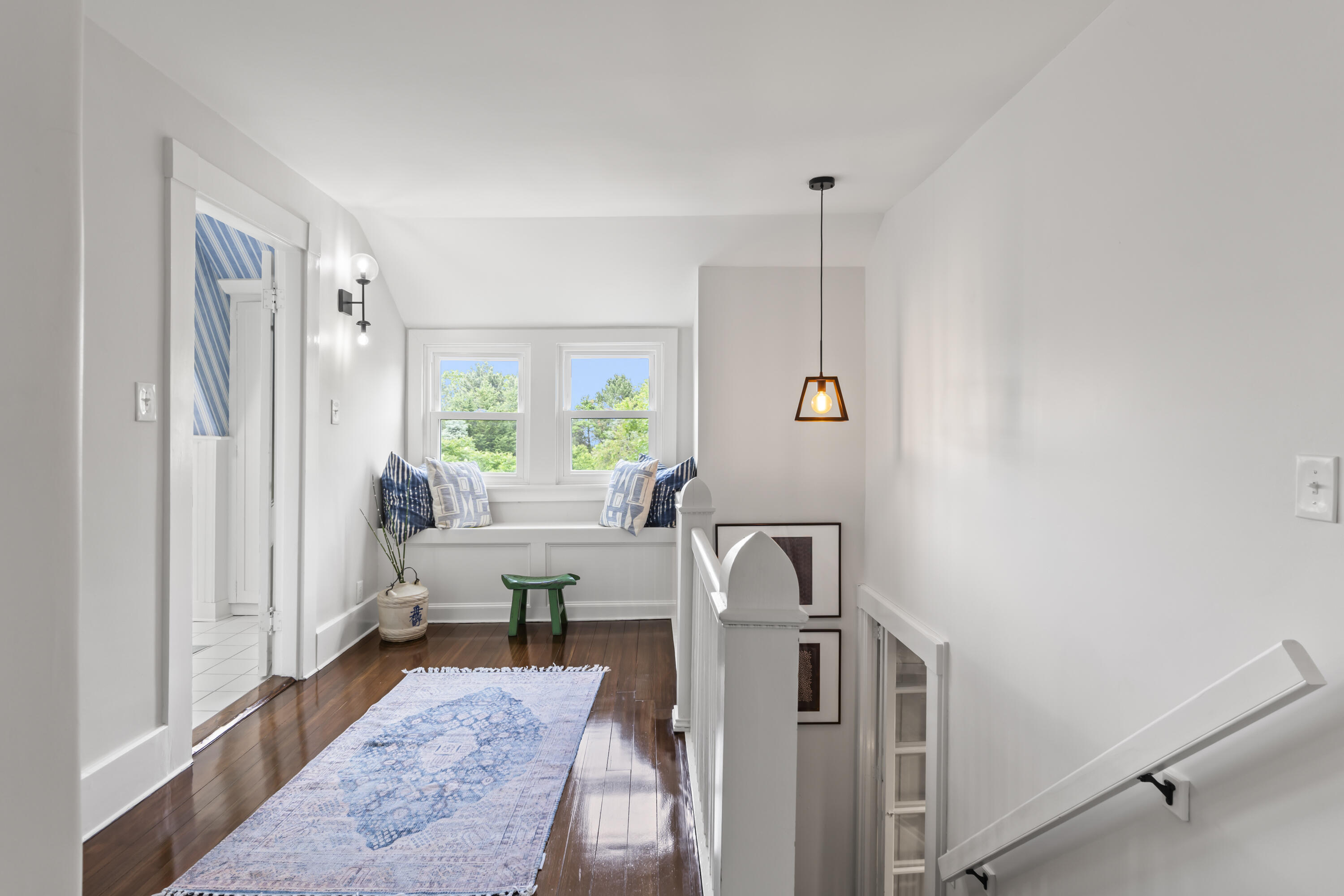 8 Roaring Rock Road