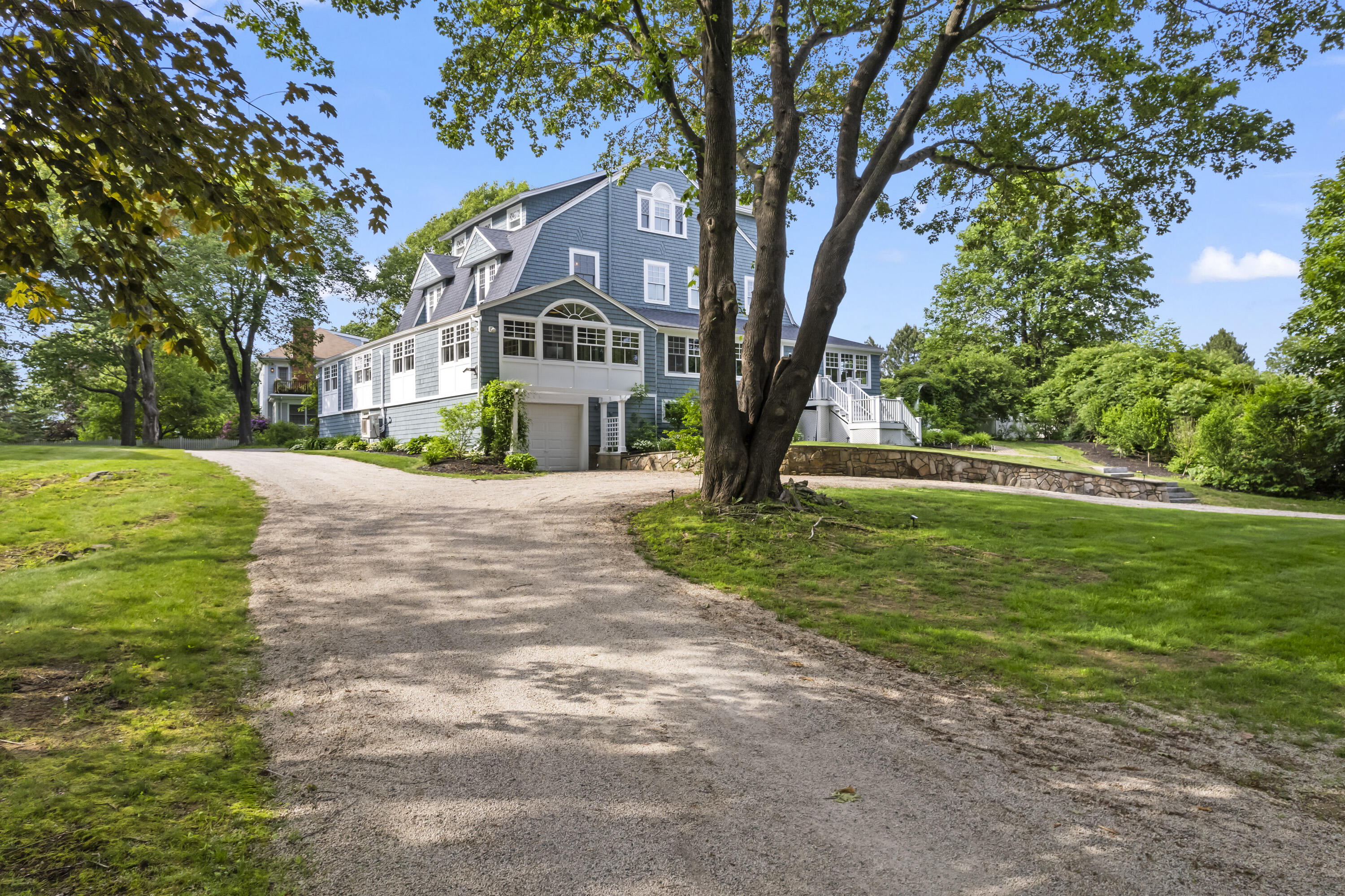 8 Roaring Rock Road