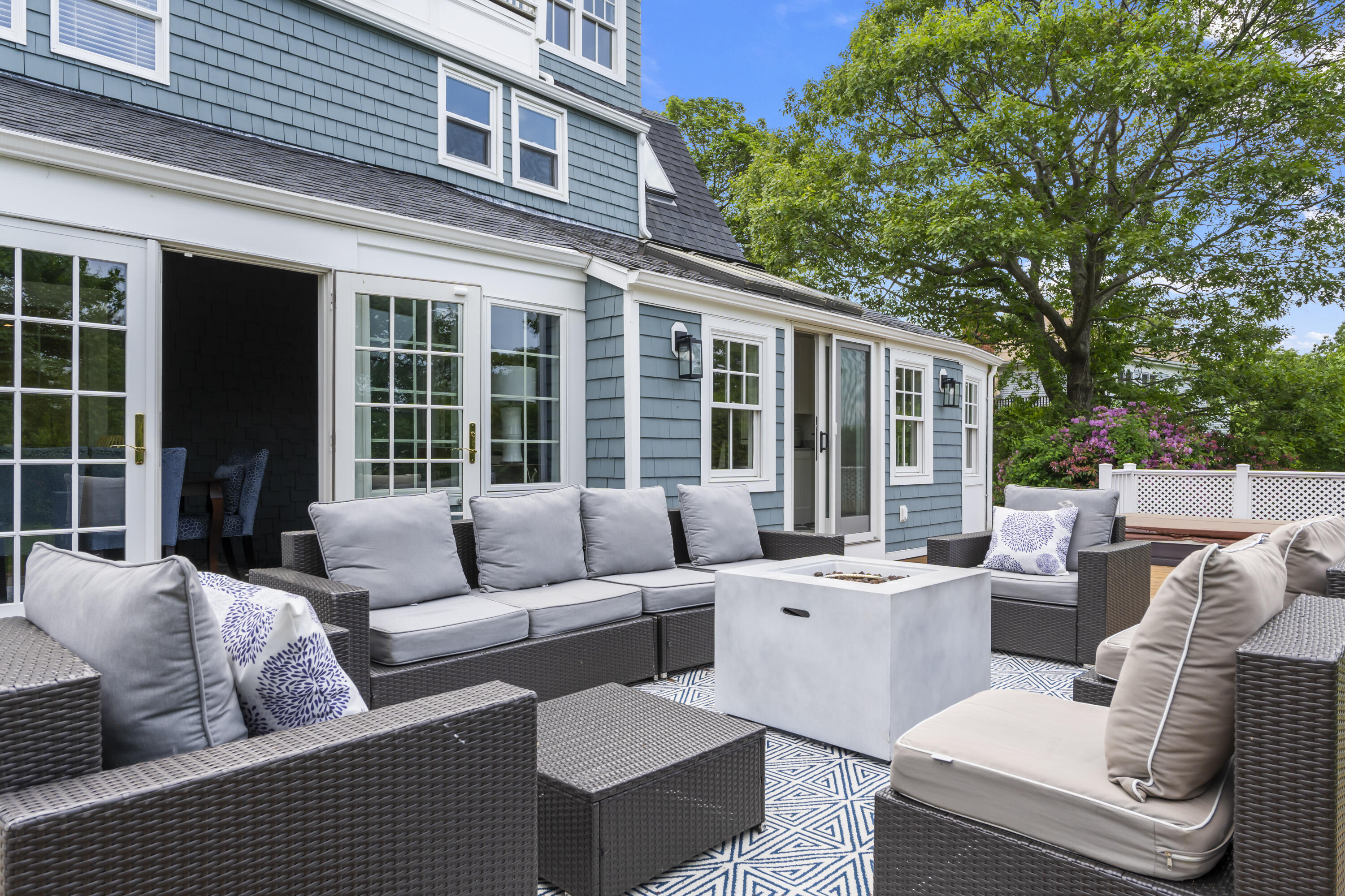 8 Roaring Rock Road