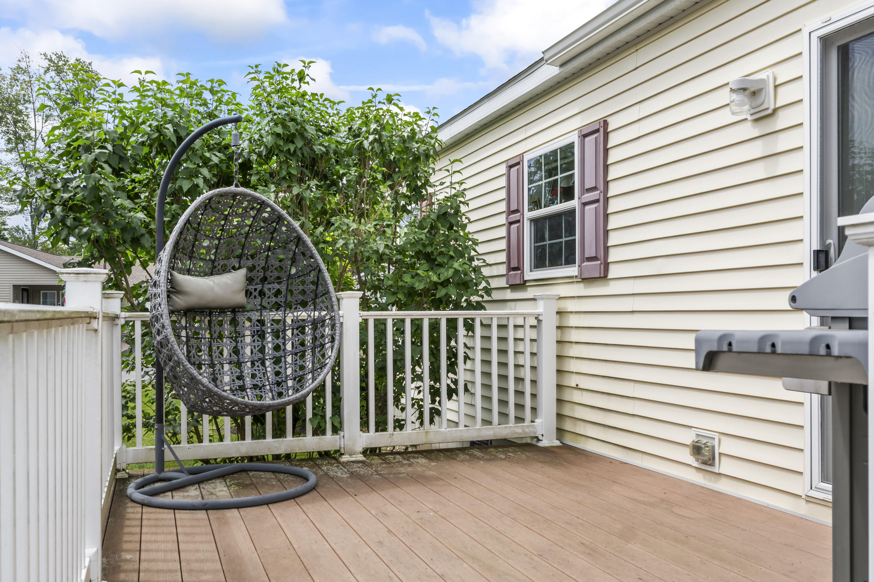 47 Caslyn Drive