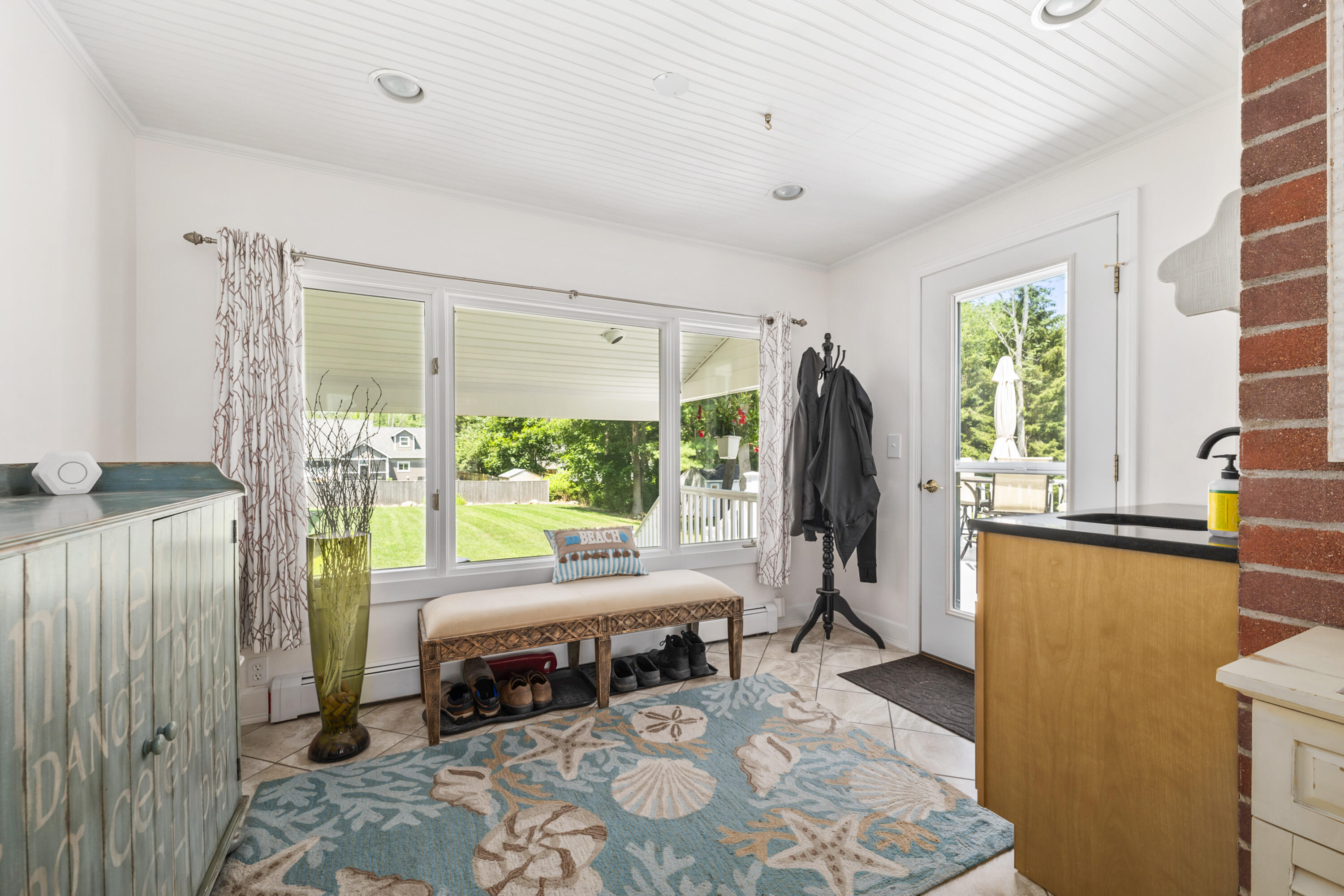 208 Long Sands Road