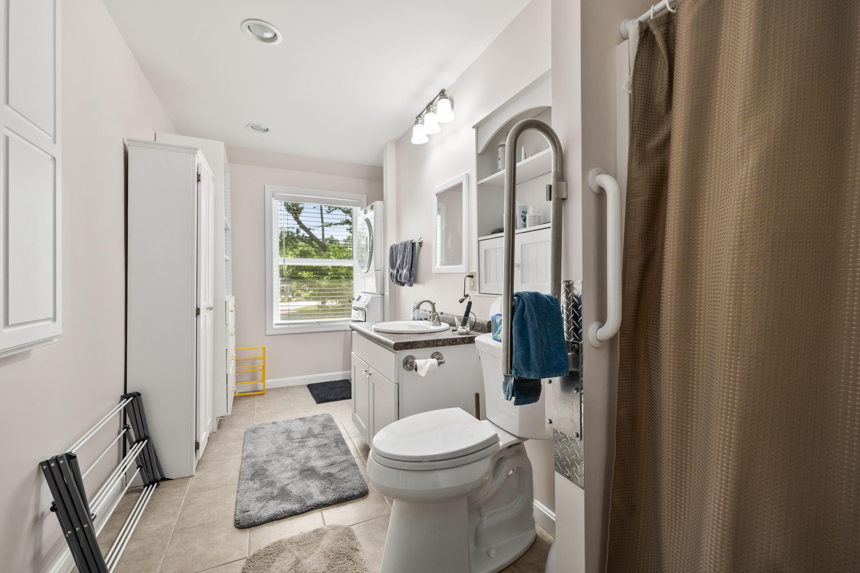 208 Long Sands Road