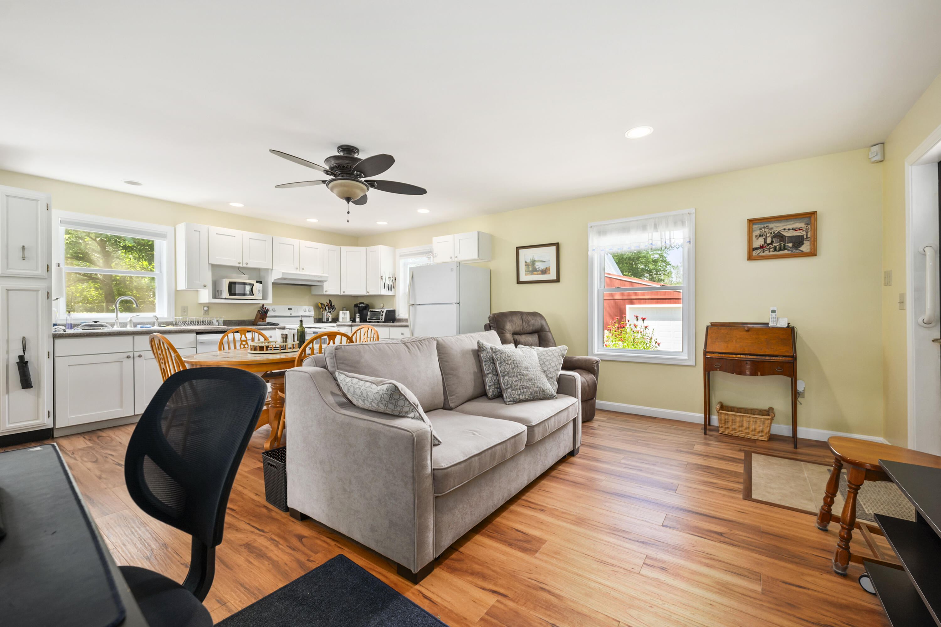 208 Long Sands Road