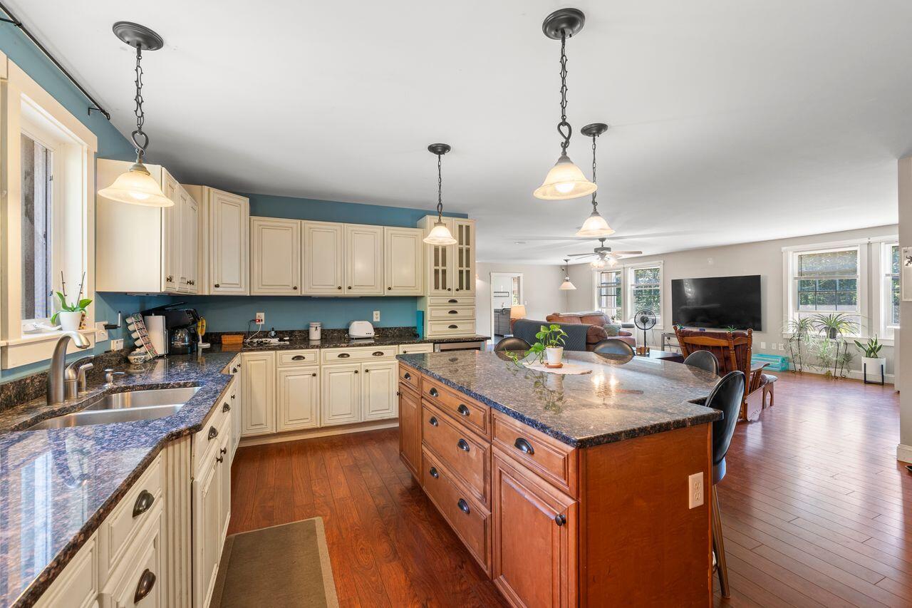 15 Dragonfly Lane