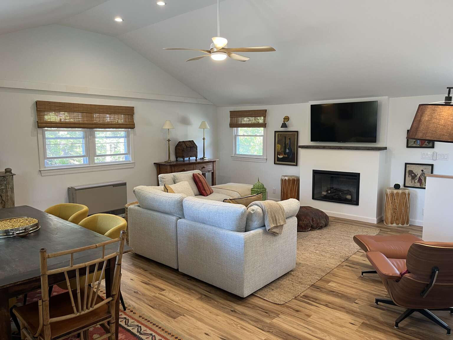 74 Frost Hill Road, Eliot