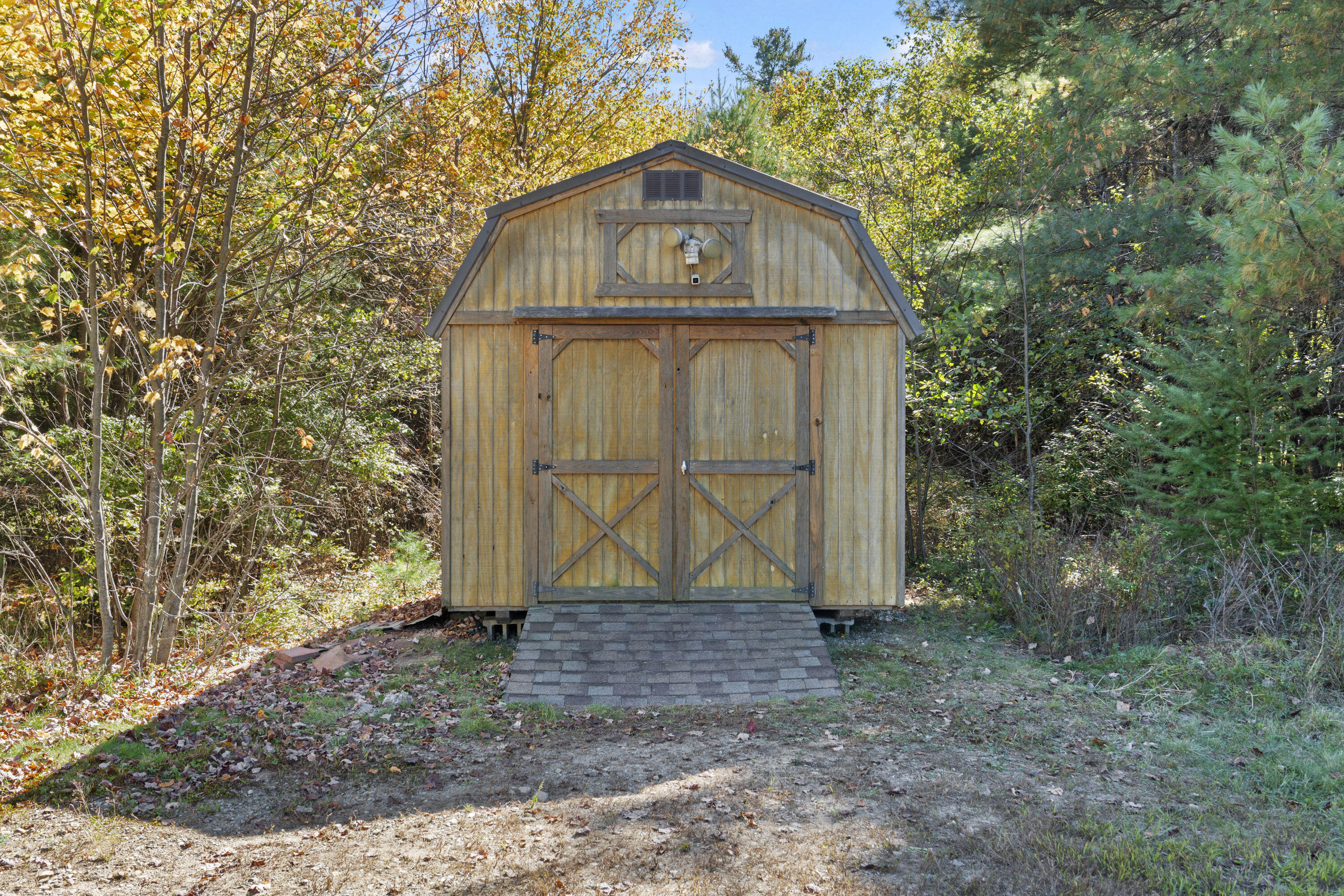128 Long Swamp Road