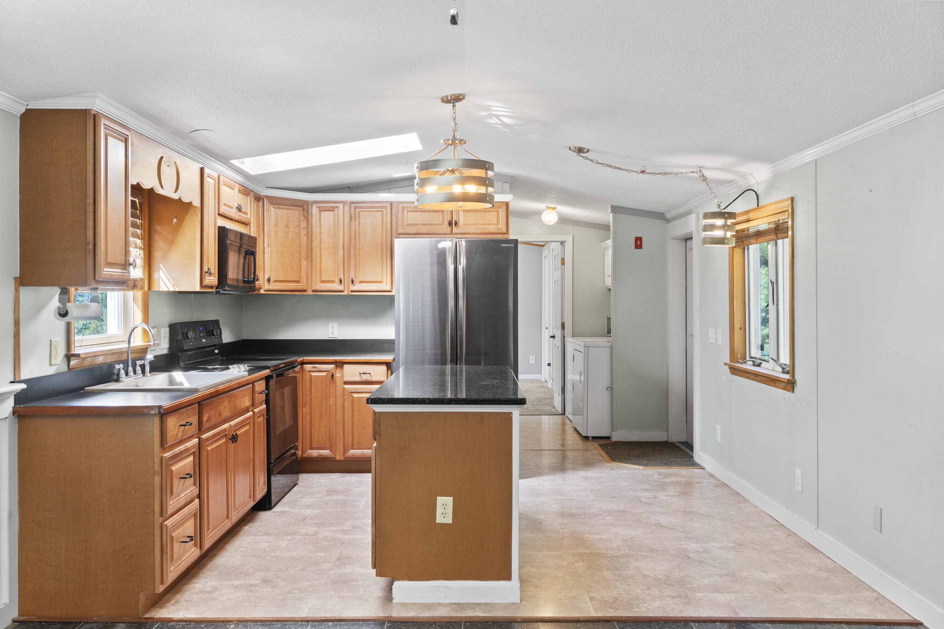 128 Long Swamp Road