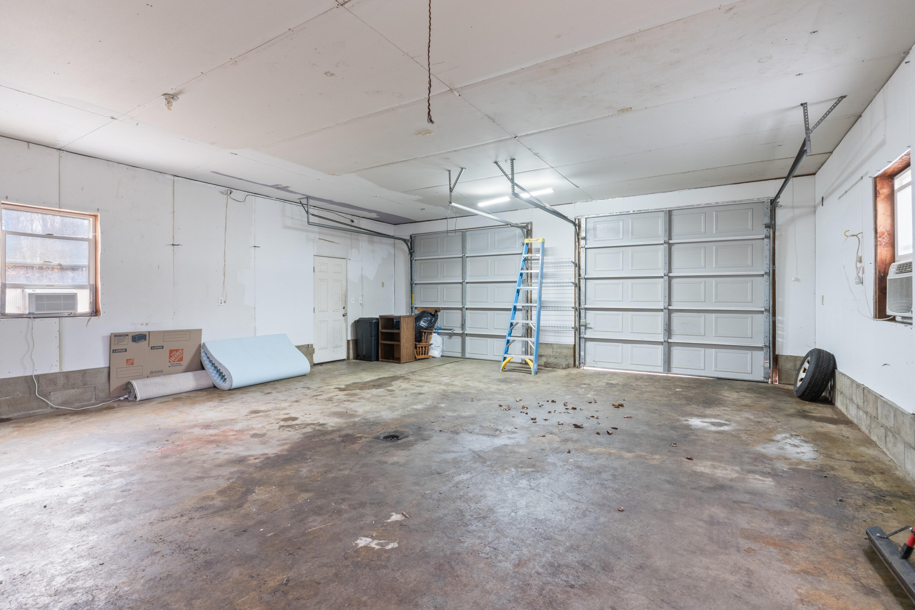 42 Little River Road