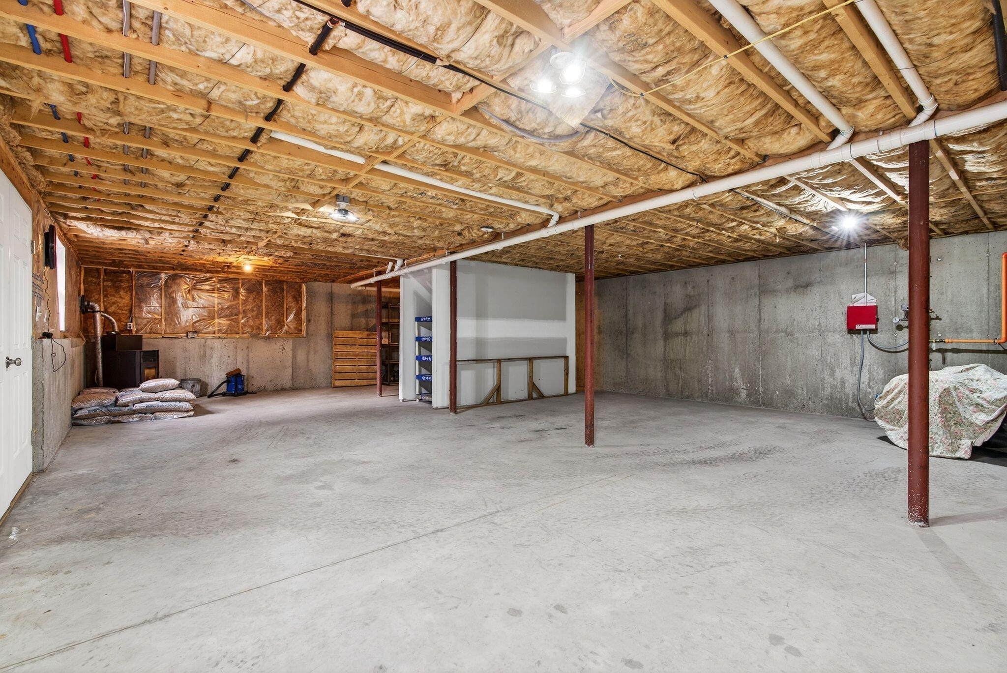 19 White Tail Lane