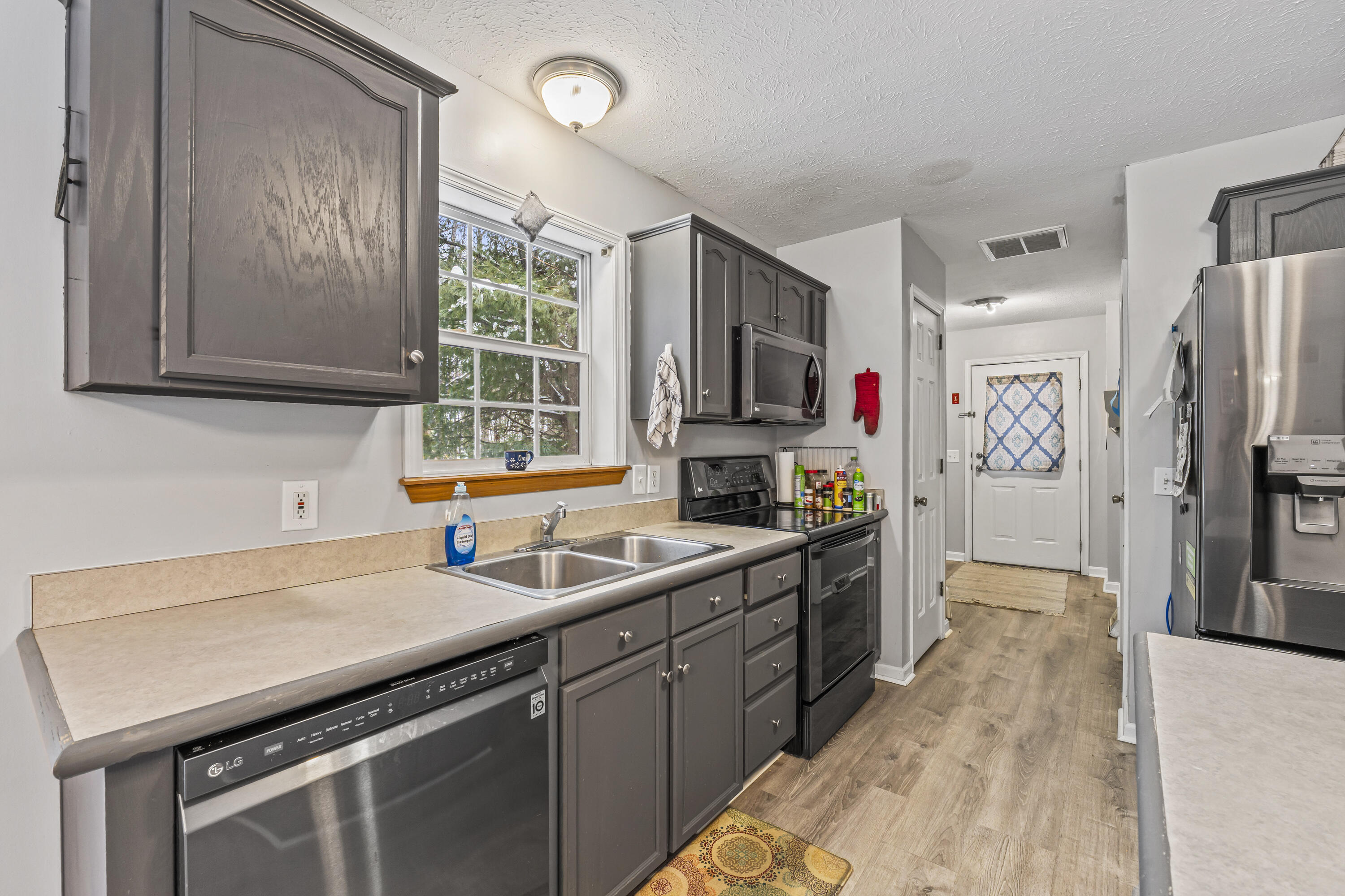 55 Fox Ridge Drive