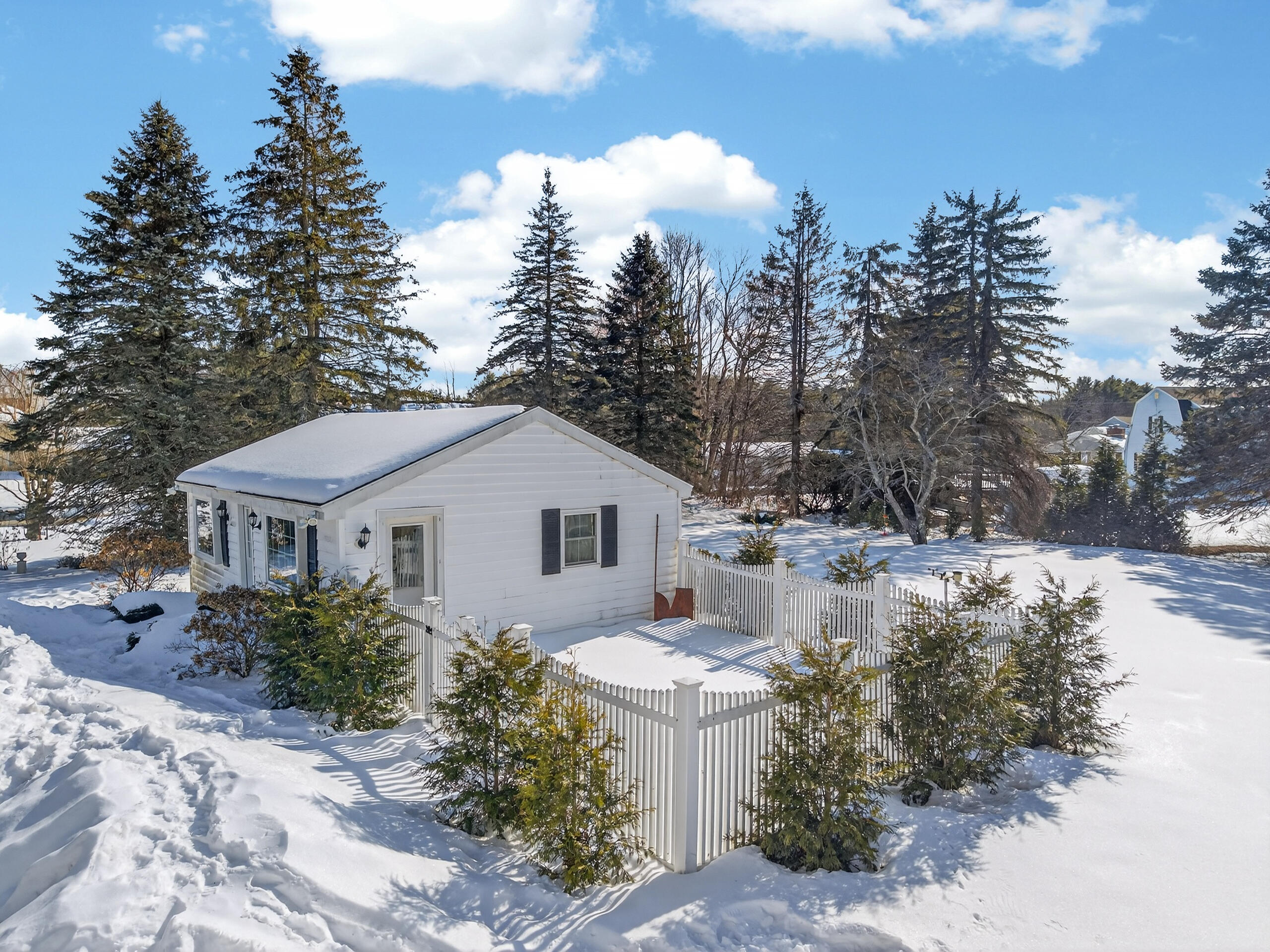 18 Buxton Road