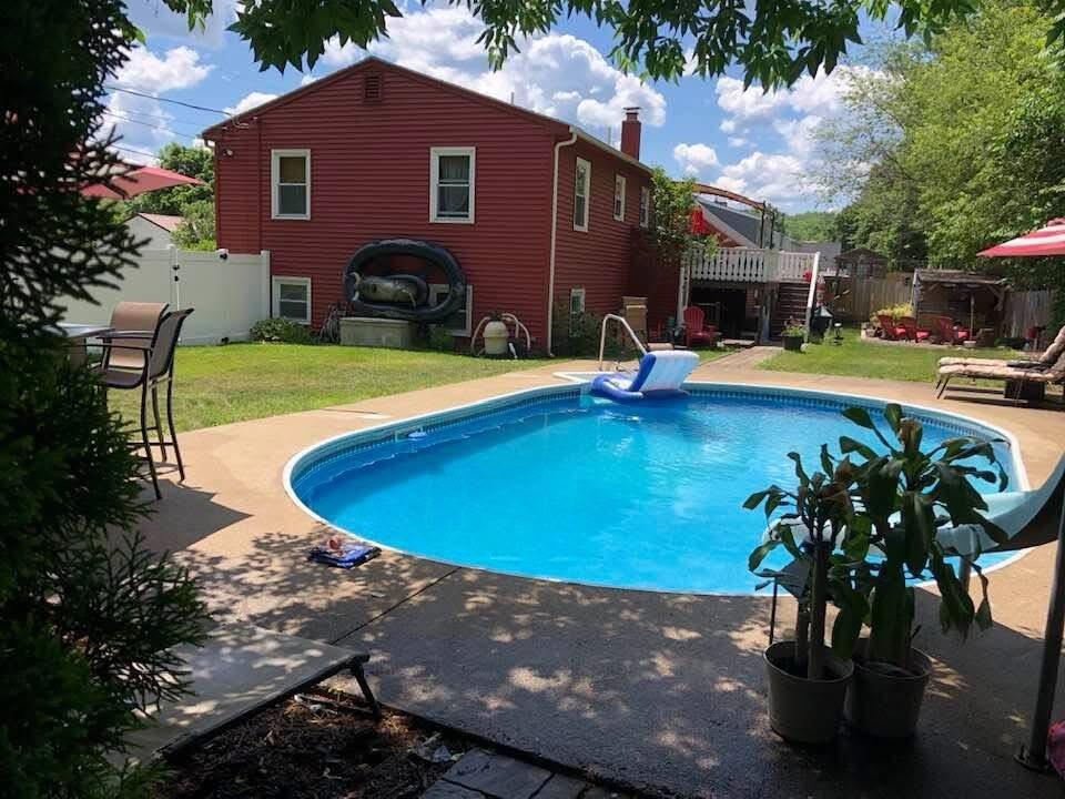 32 Rosewood Circle