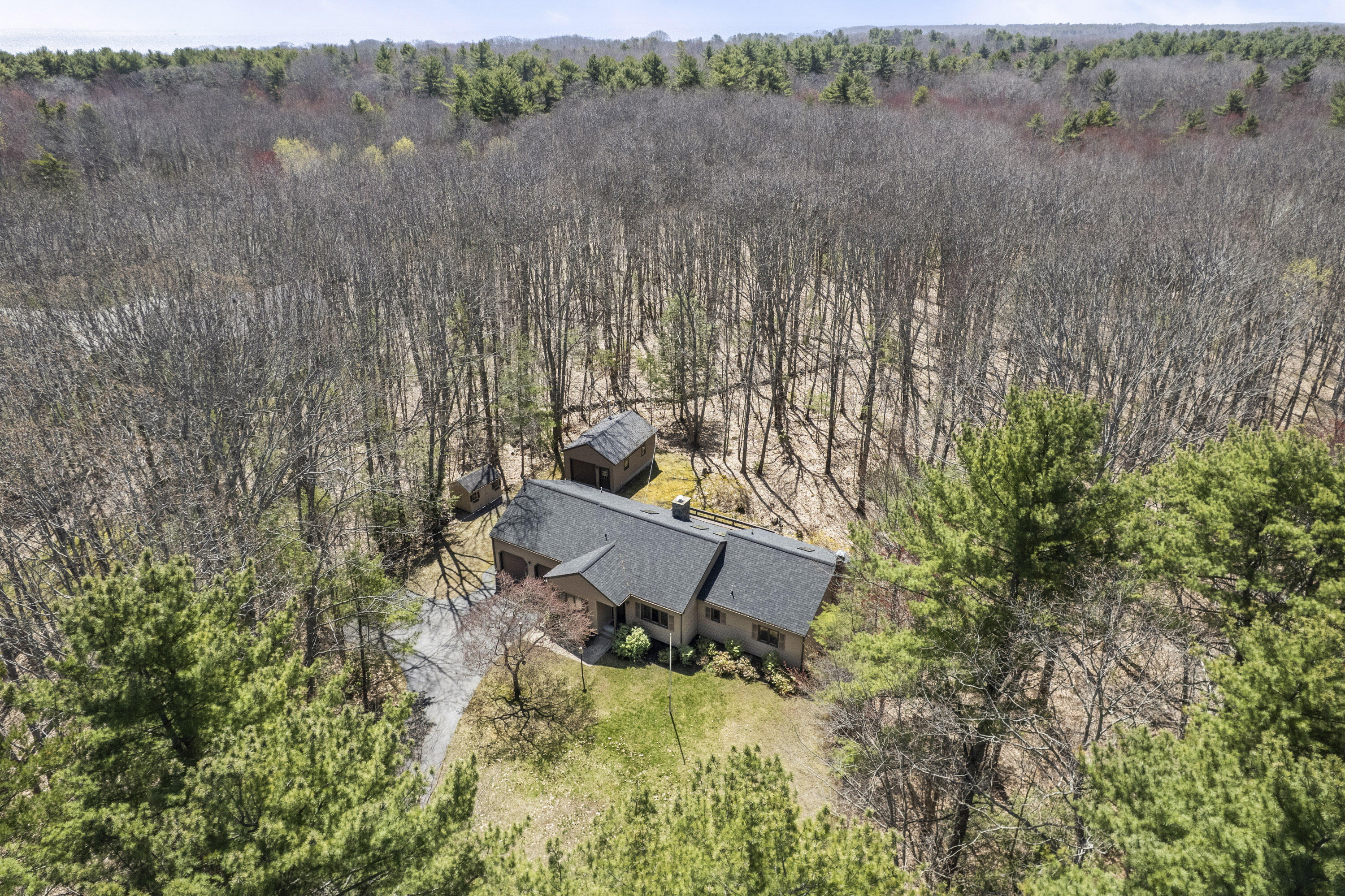 24 Bluestone Lane