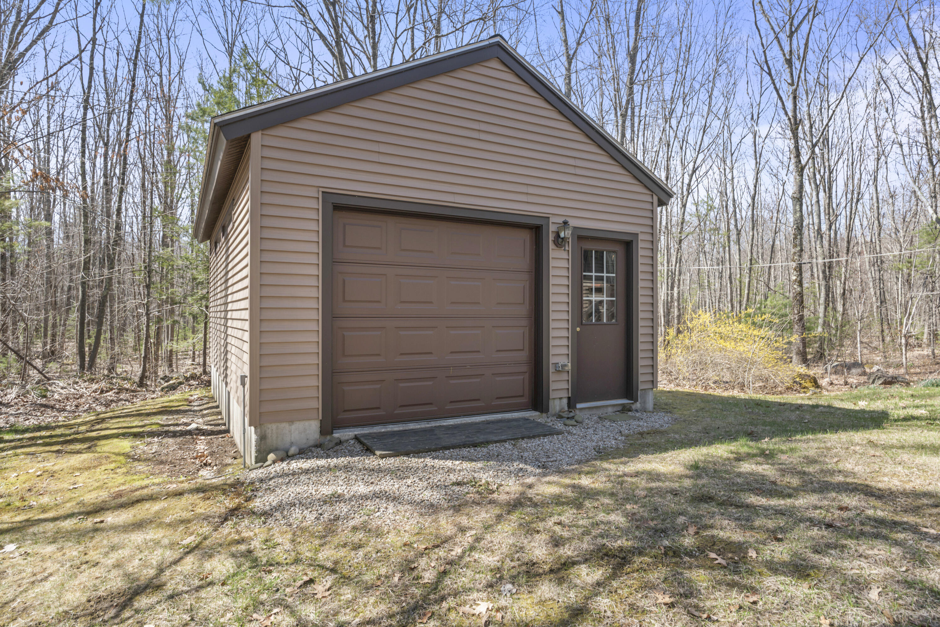 24 Bluestone Lane