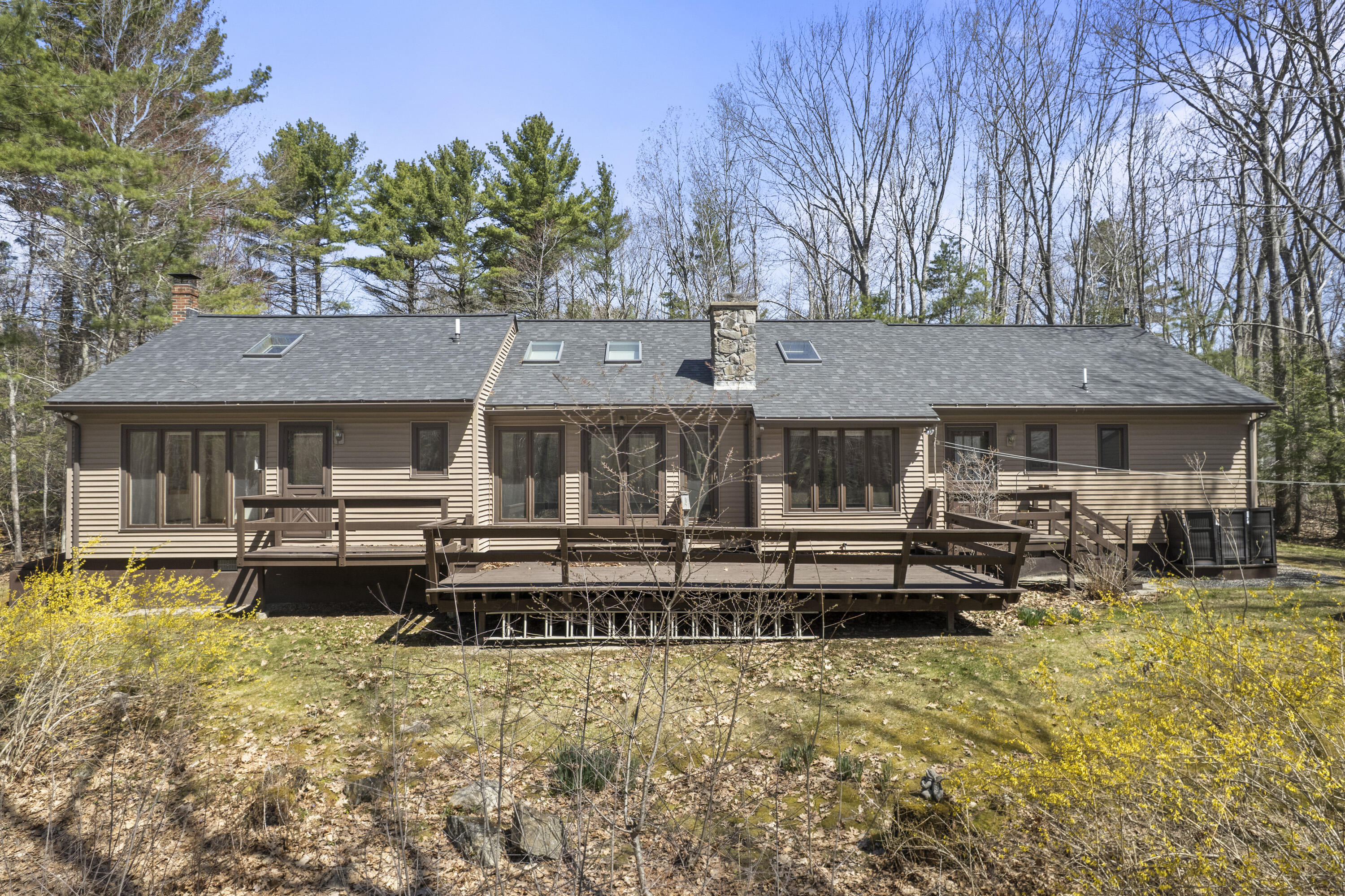 24 Bluestone Lane