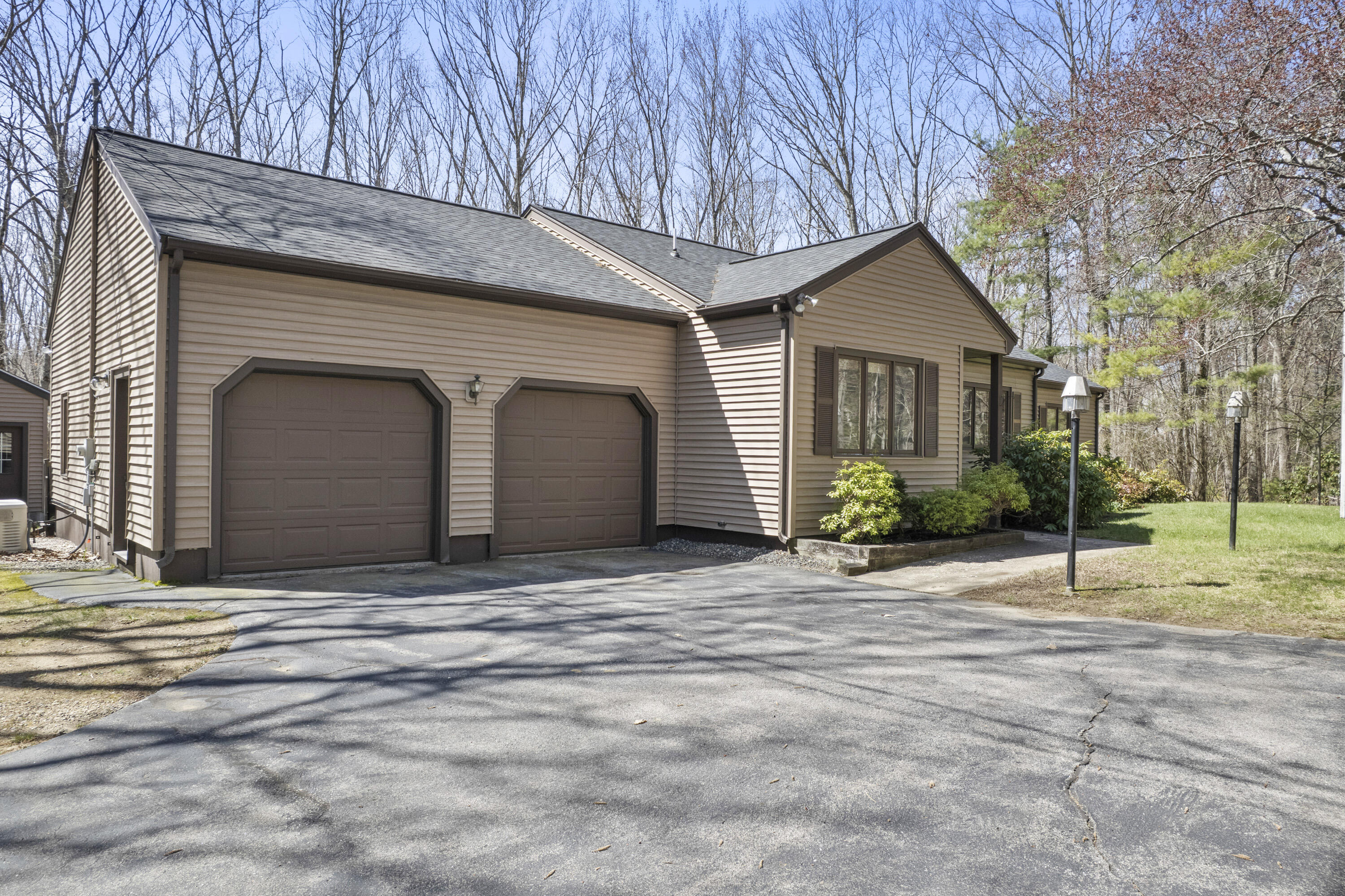 24 Bluestone Lane