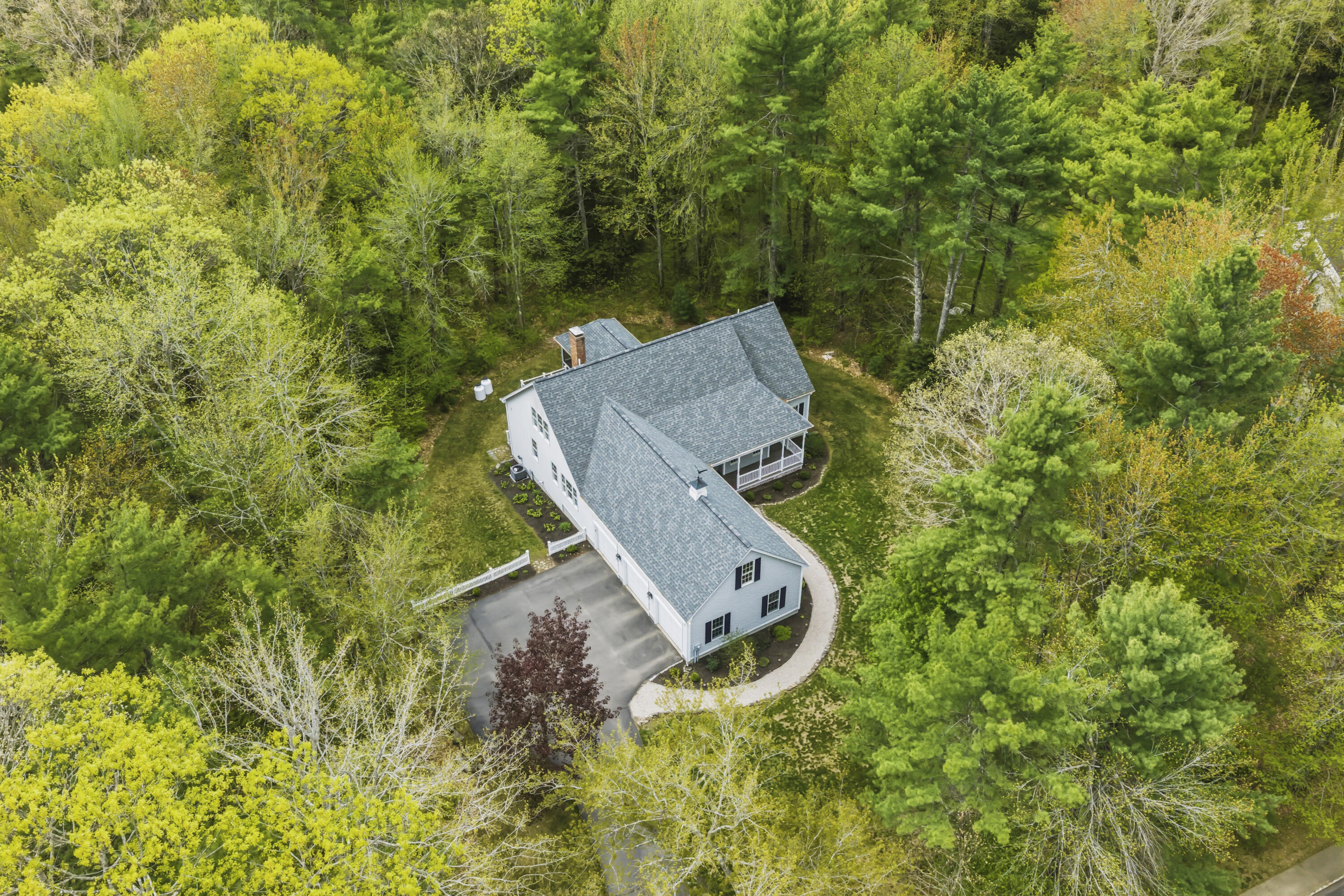 42 Black Swan Drive