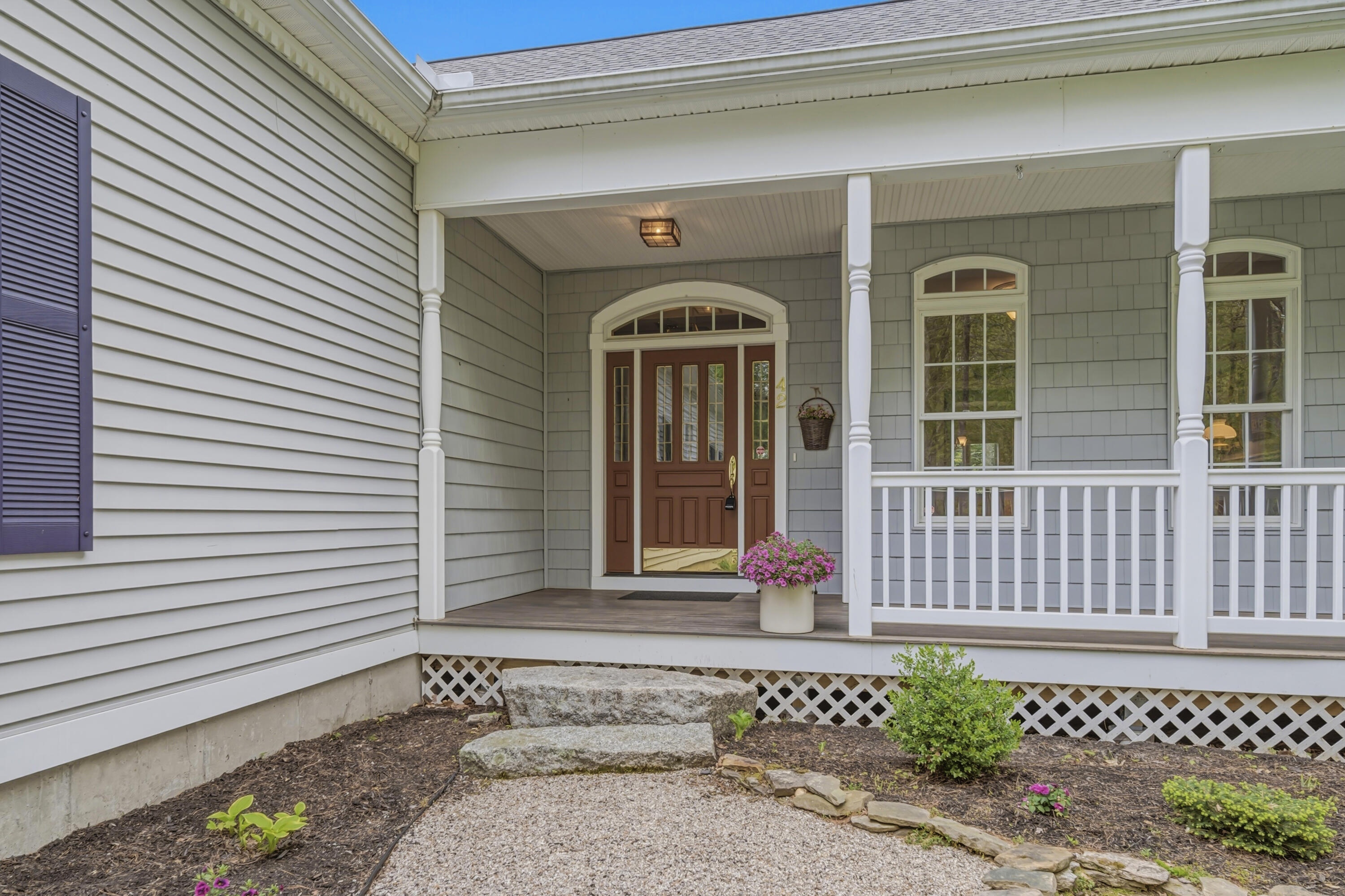 42 Black Swan Drive