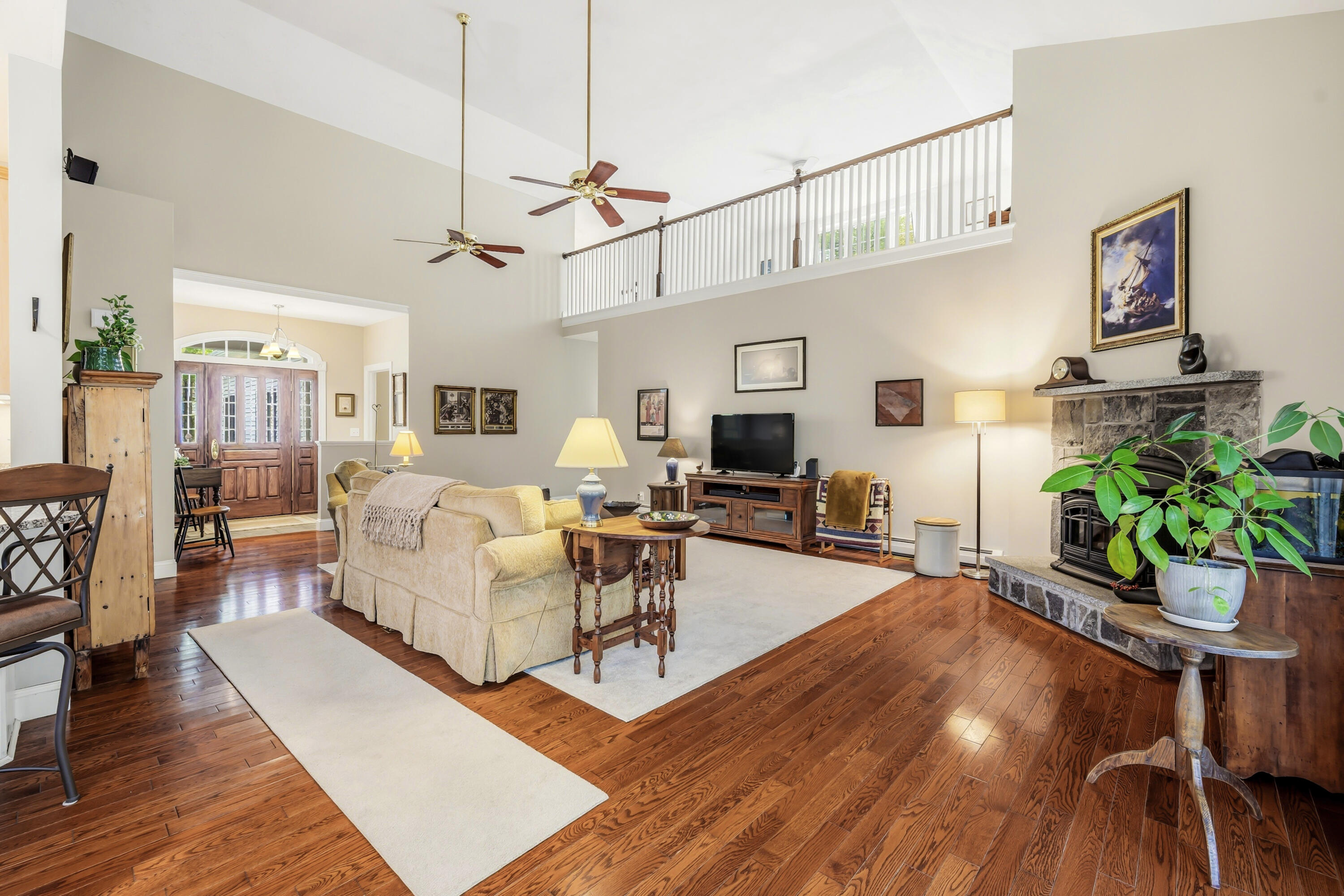 42 Black Swan Drive