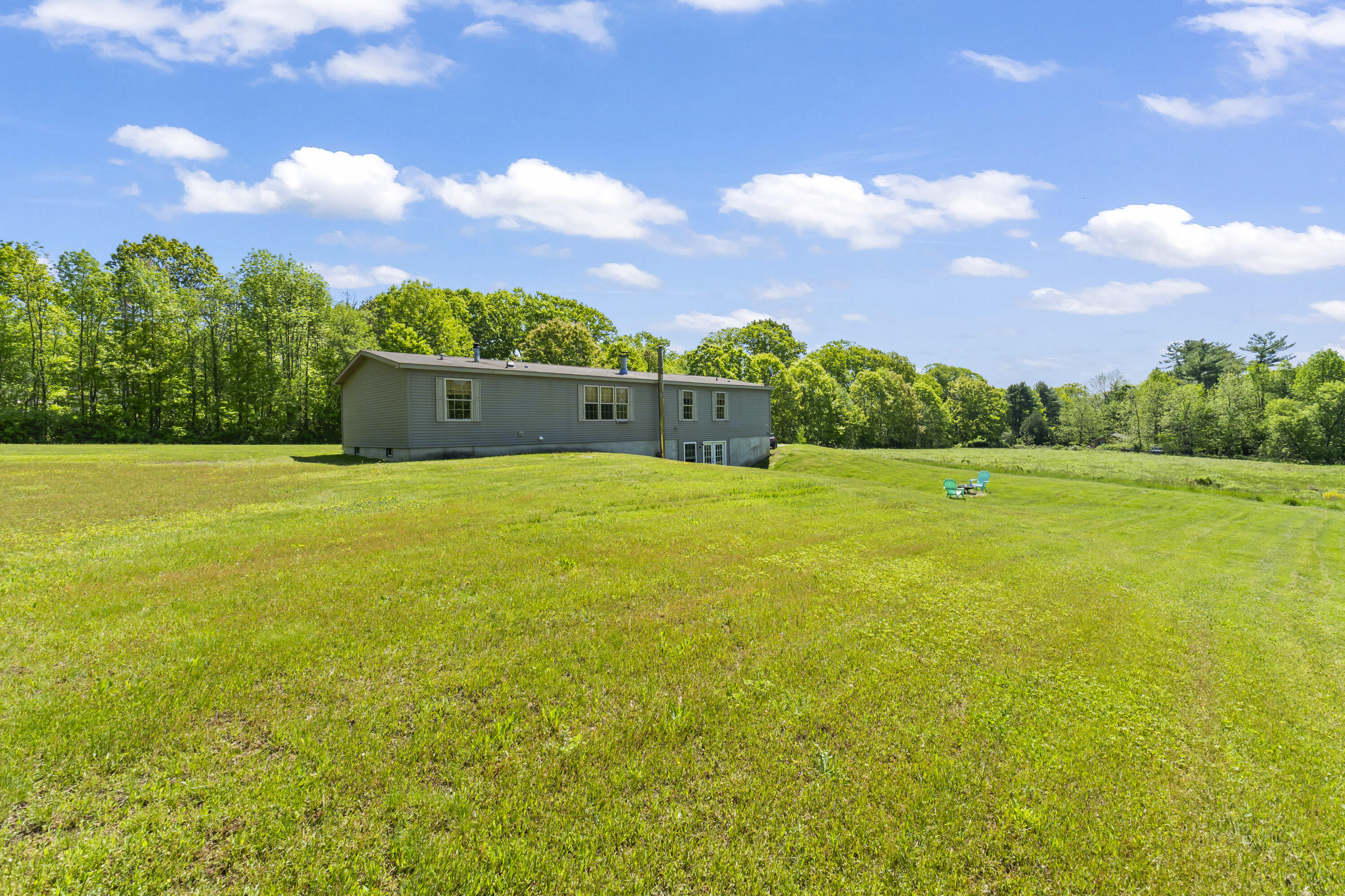 252 Blackberry Hill Road