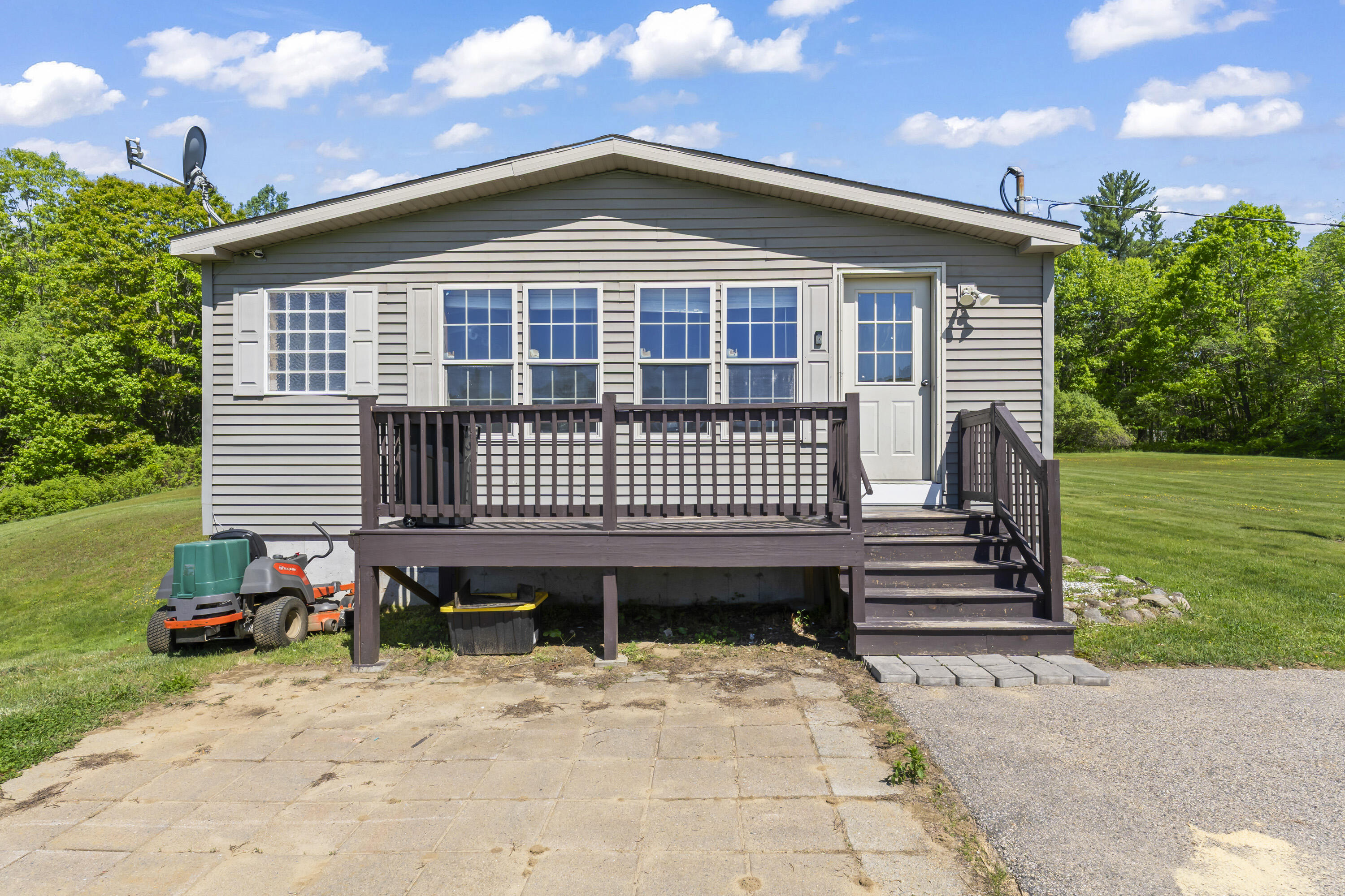 252 Blackberry Hill Road