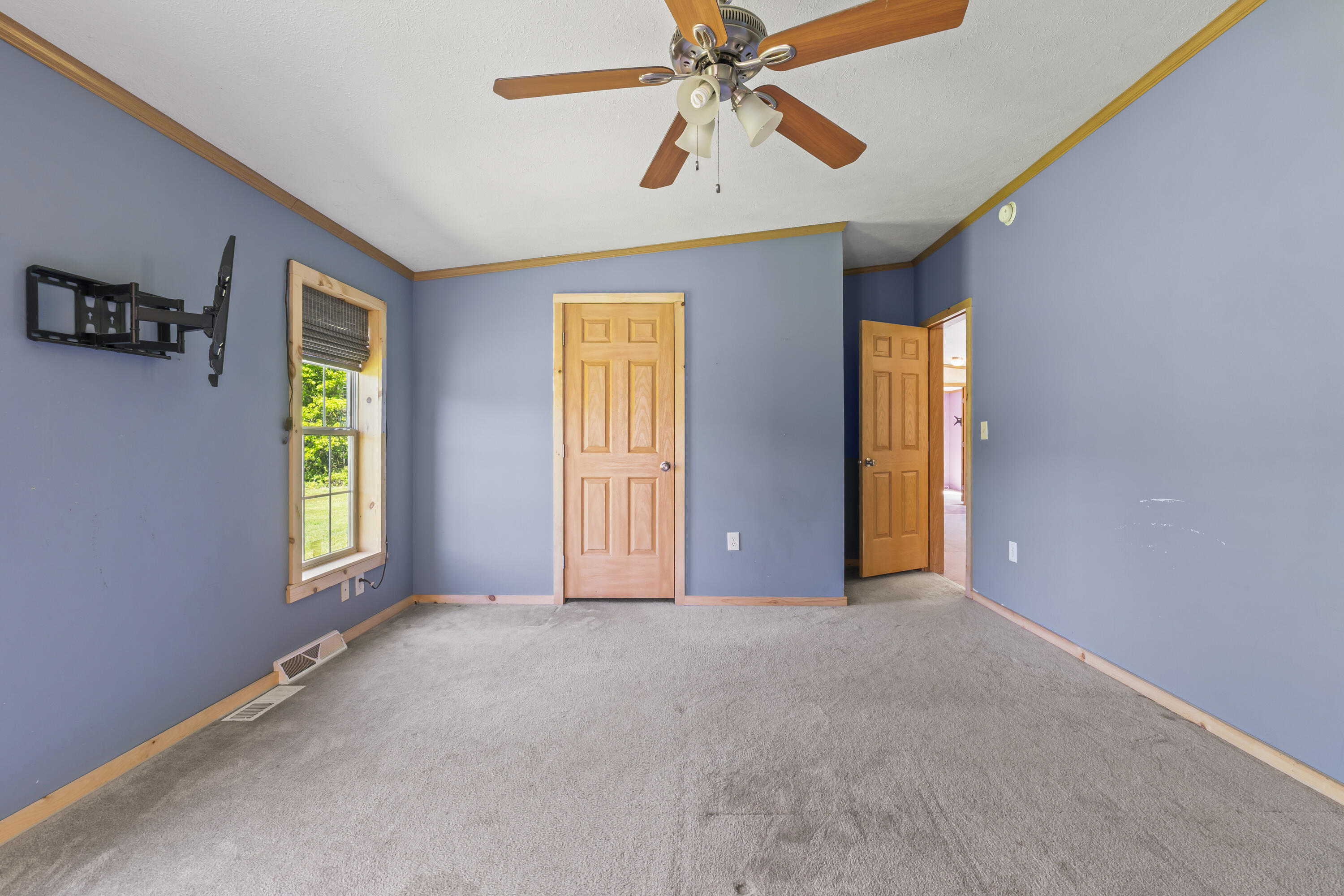 252 Blackberry Hill Road
