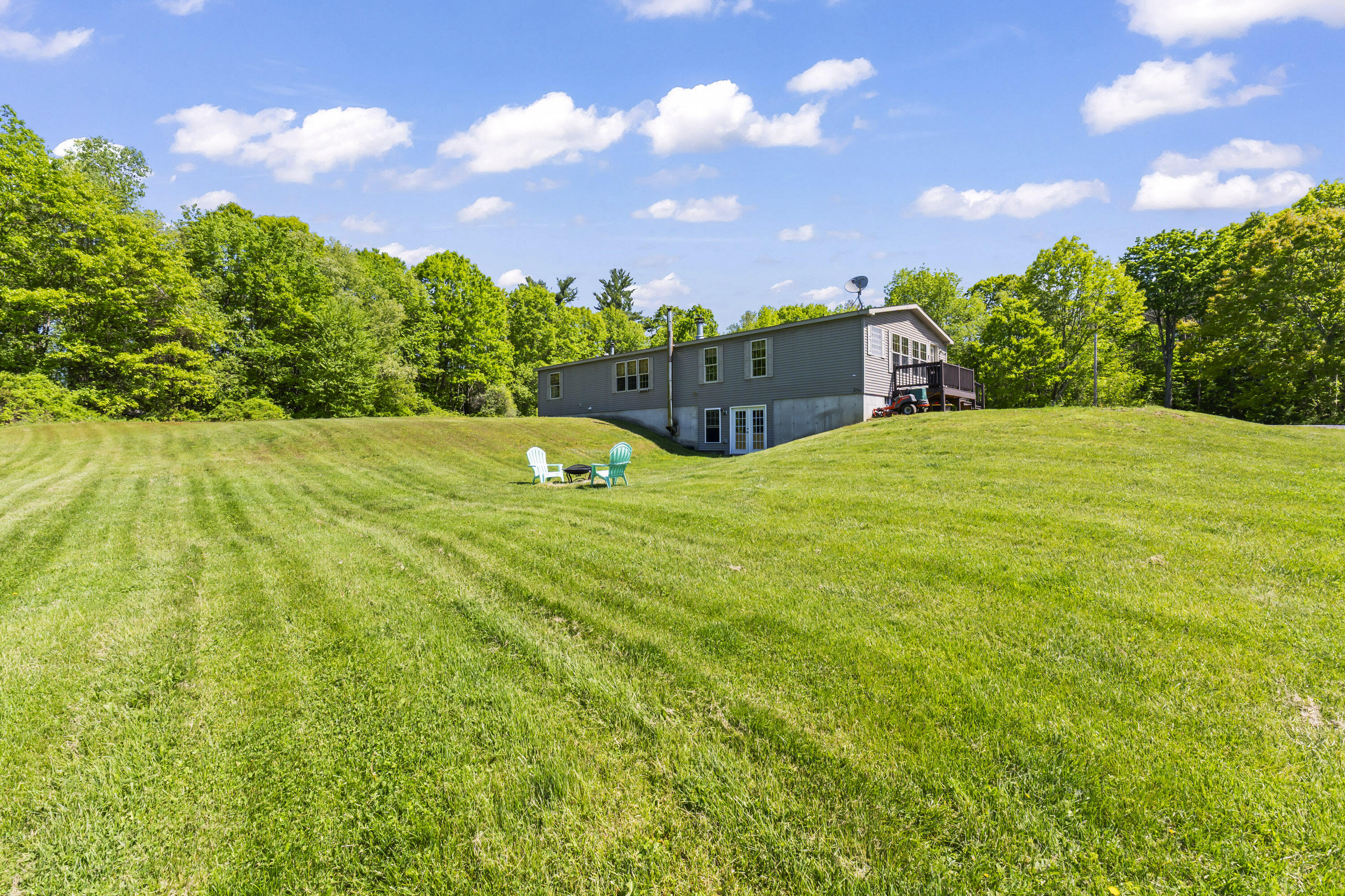 252 Blackberry Hill Road