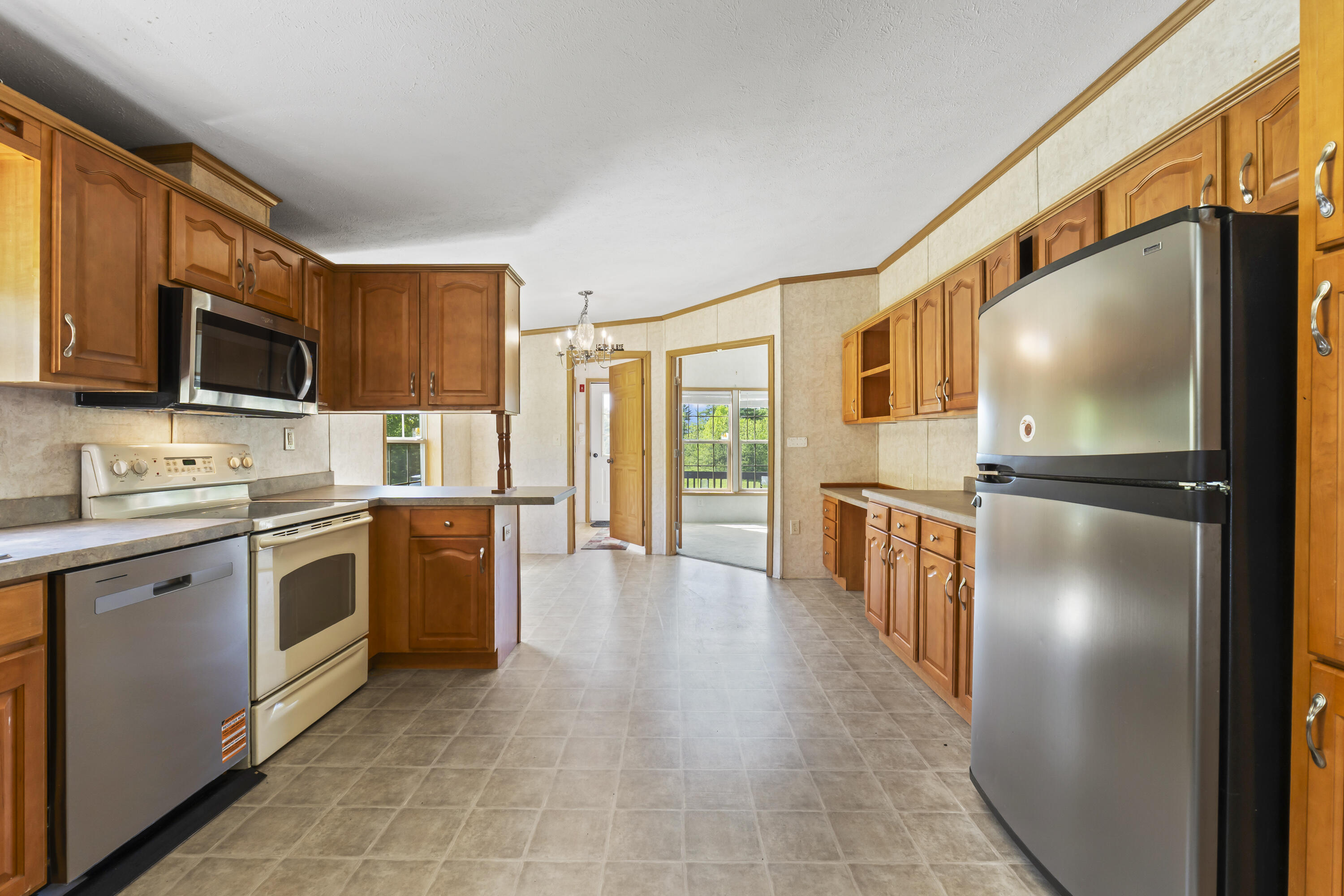 252 Blackberry Hill Road