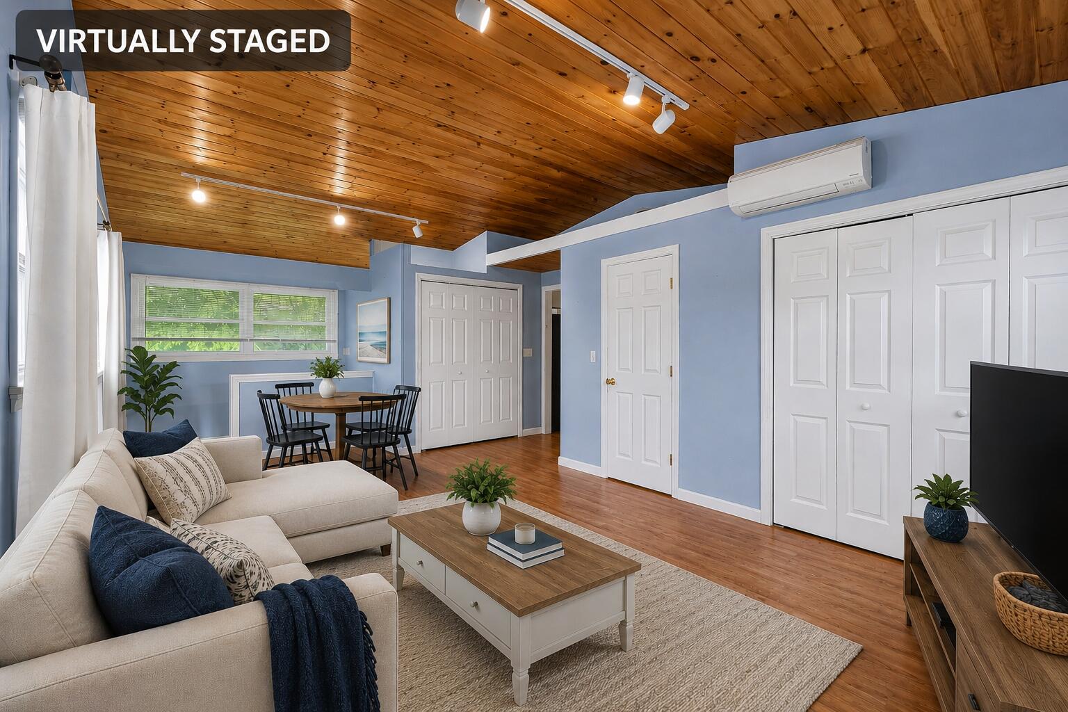 10 Oceanside Avenue W