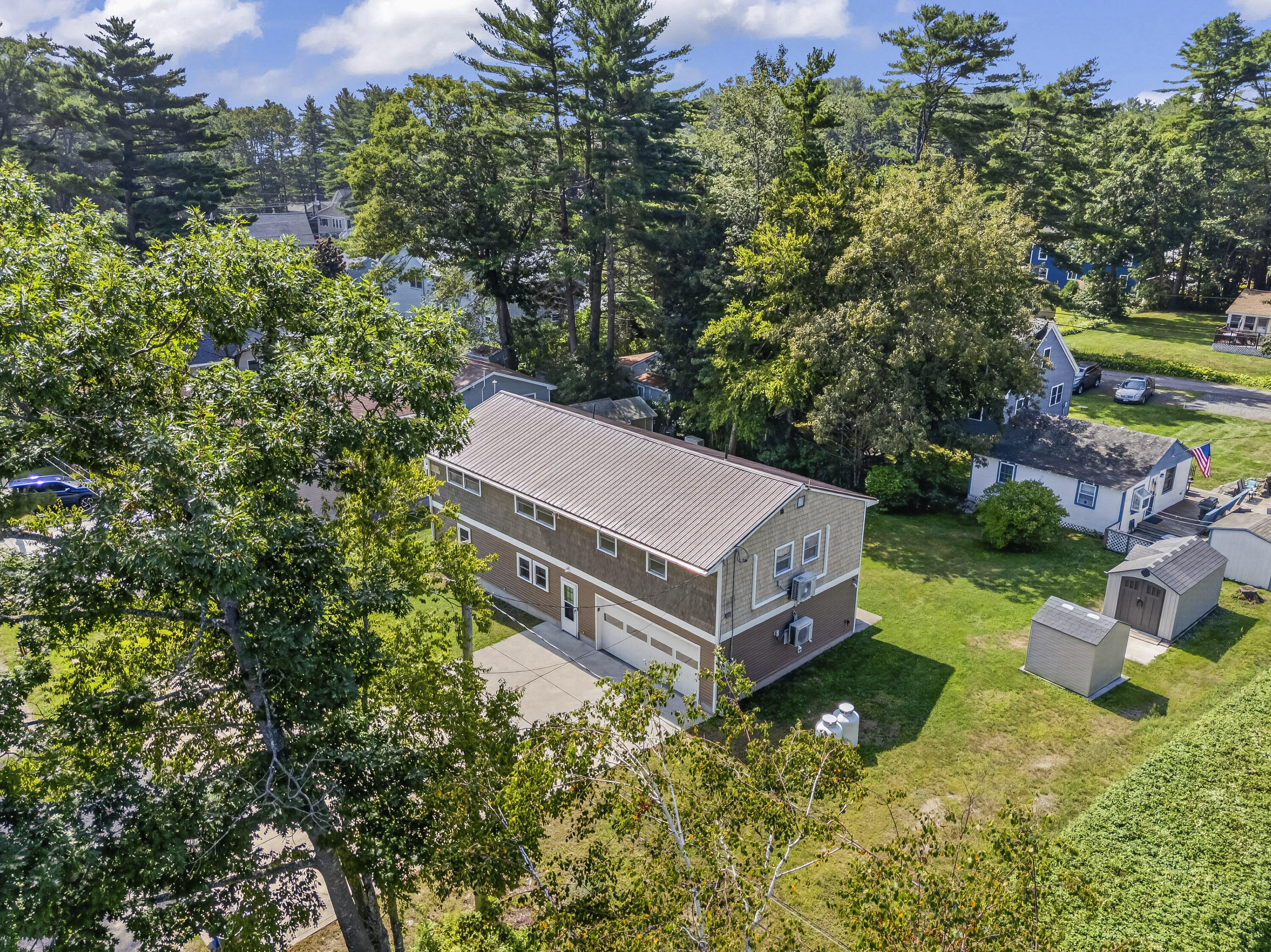 10 Oceanside Avenue W