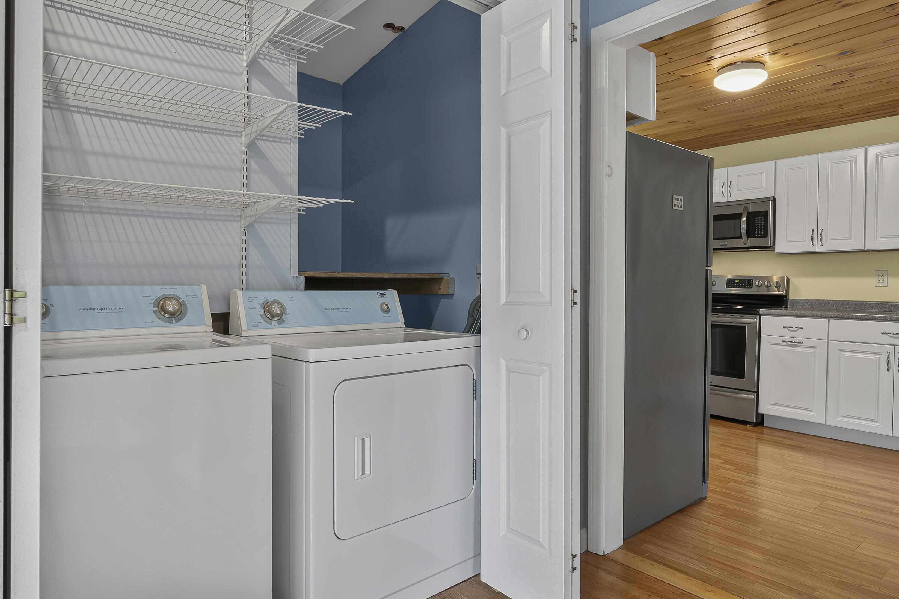 10 Oceanside Avenue W