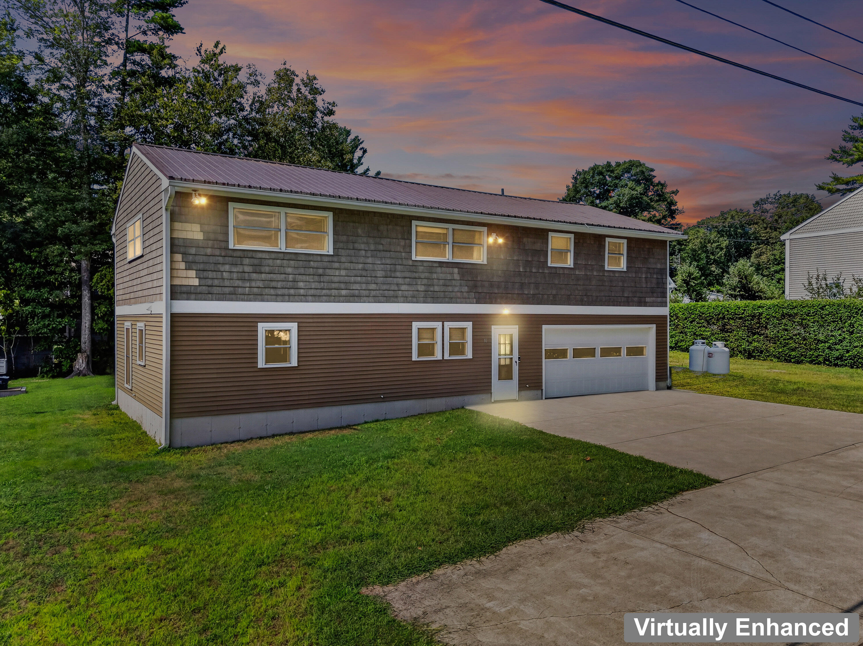 10 Oceanside Avenue W