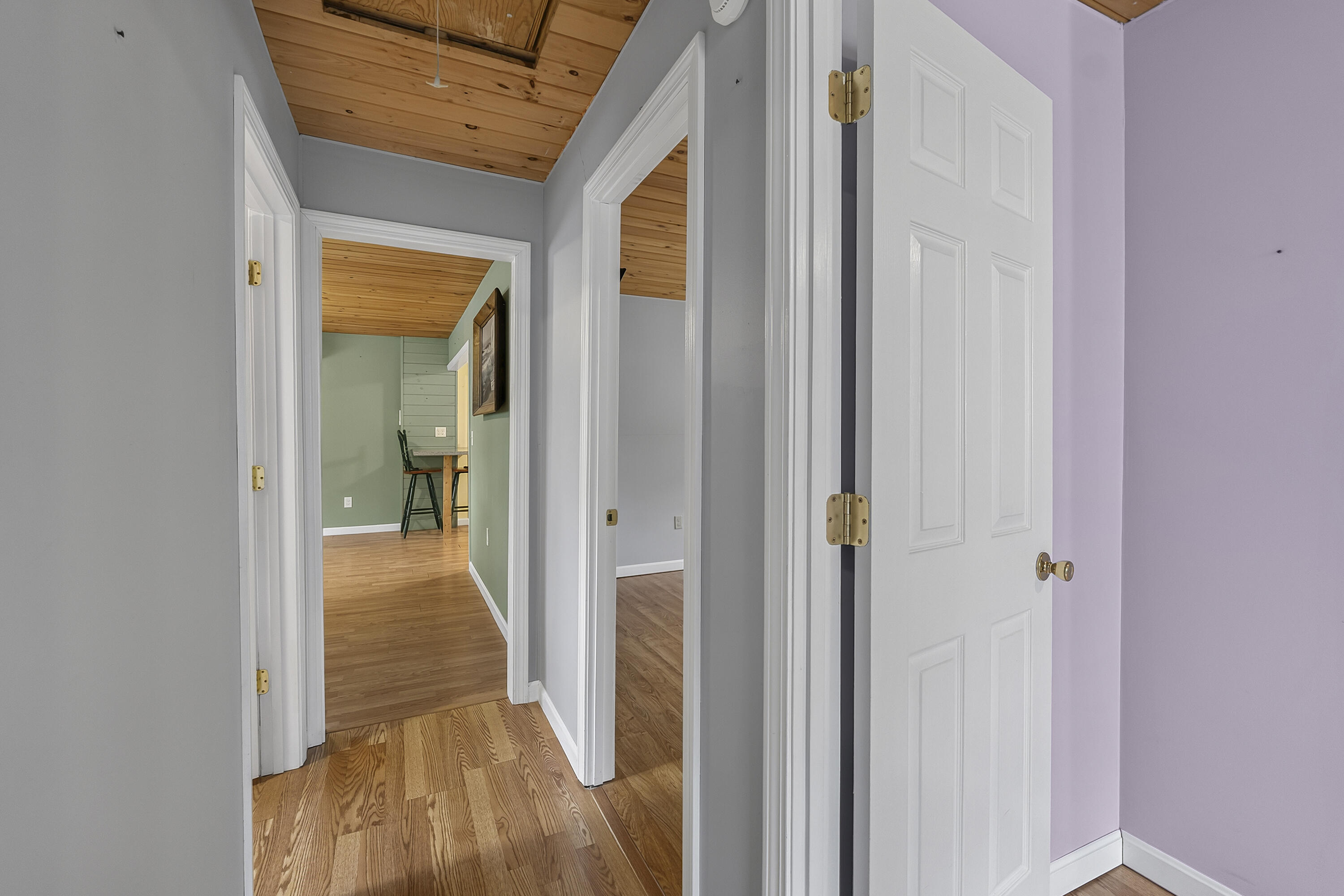10 Oceanside Avenue W