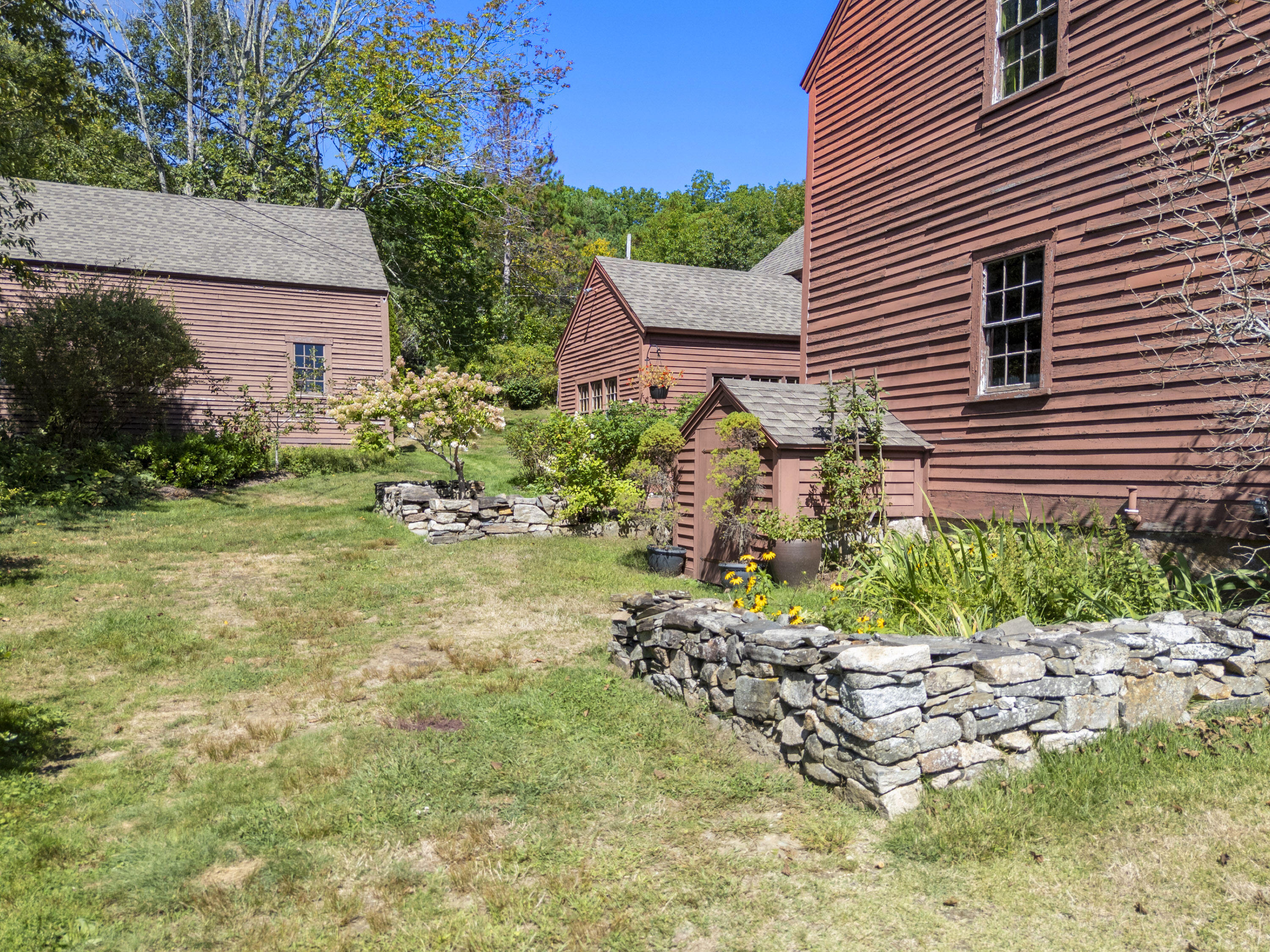 44 B Chases Pond Road